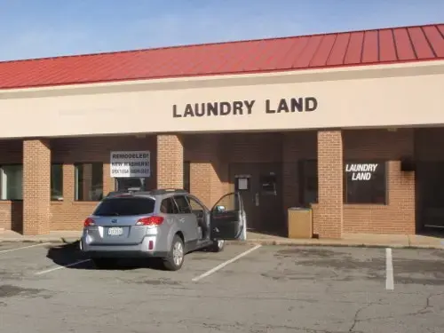Tightsqueeze Laundry Land Laundromat thumbnail 2