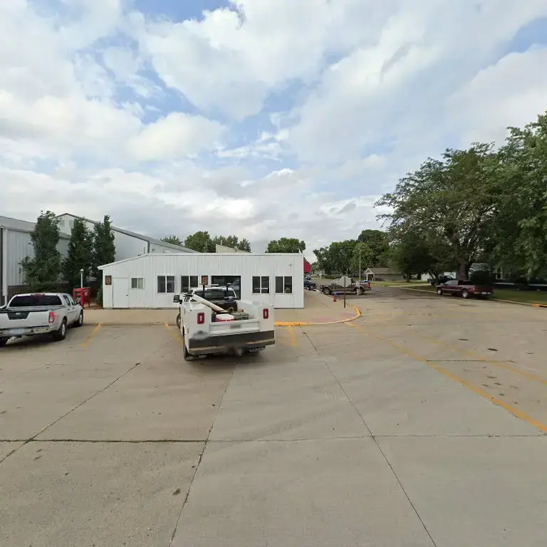 Time Saver Laundromat - Image 10