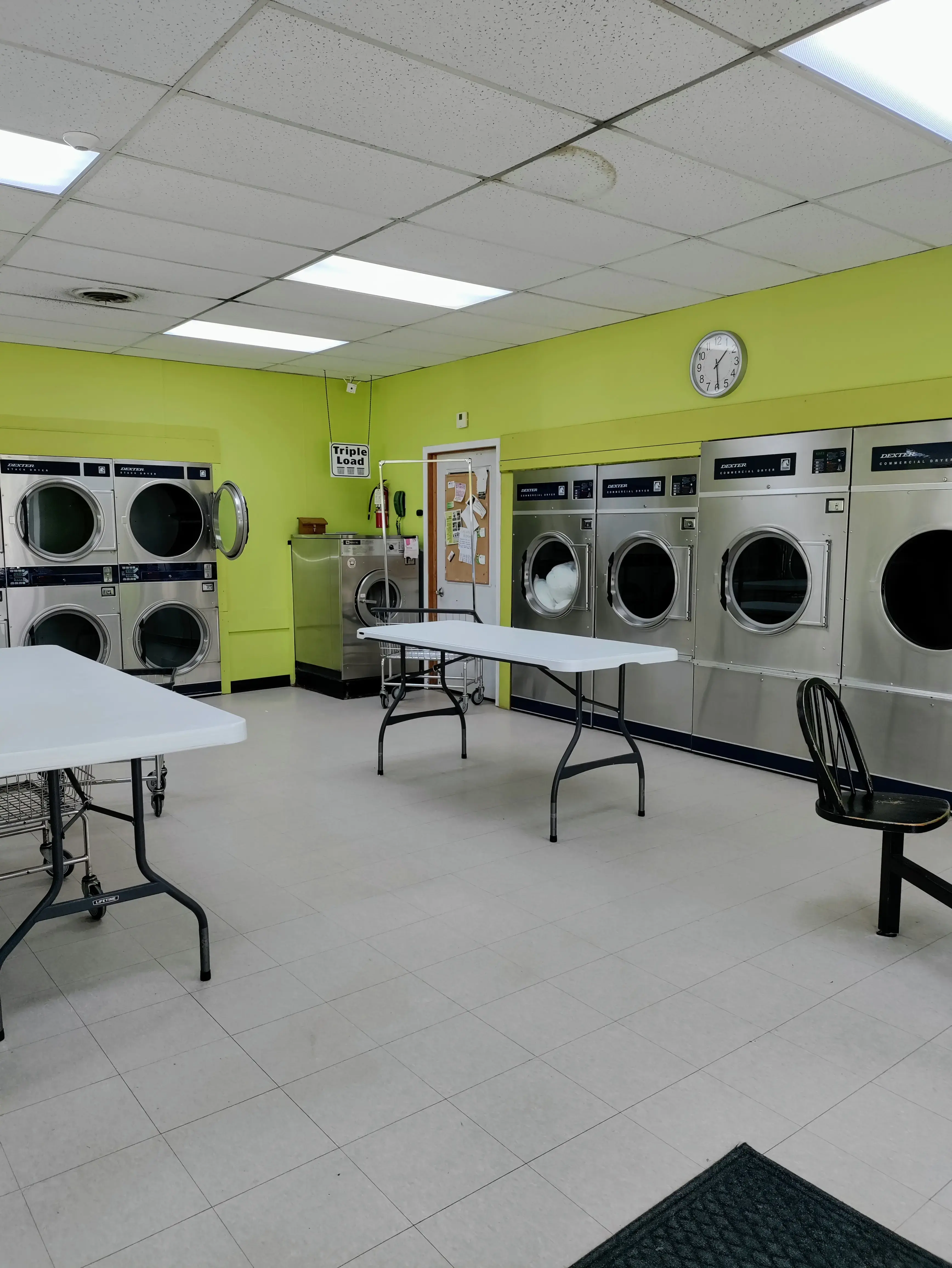 Time Saver Laundromat thumbnail 1
