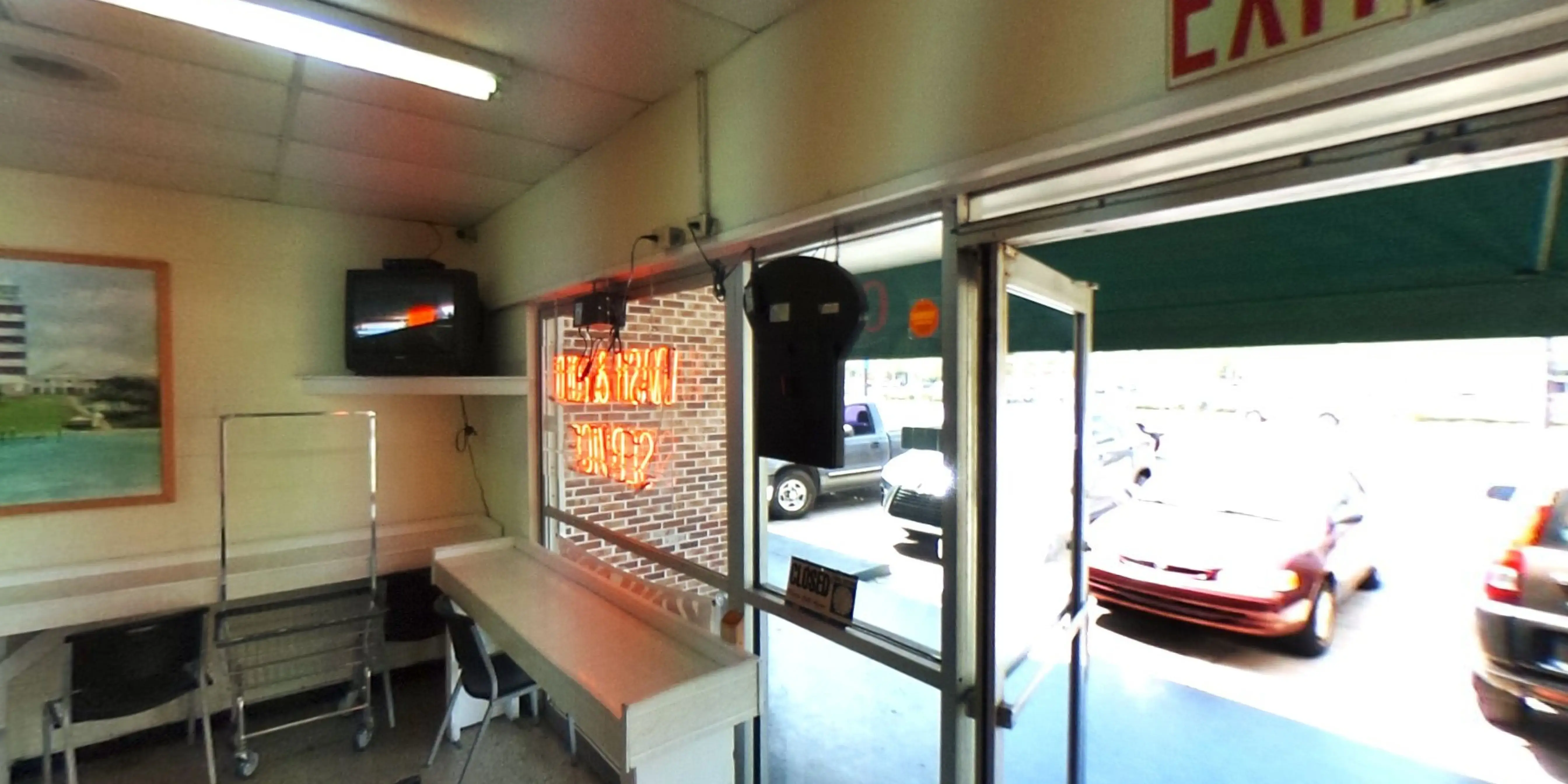 Tims Coin Laundry - Image 2