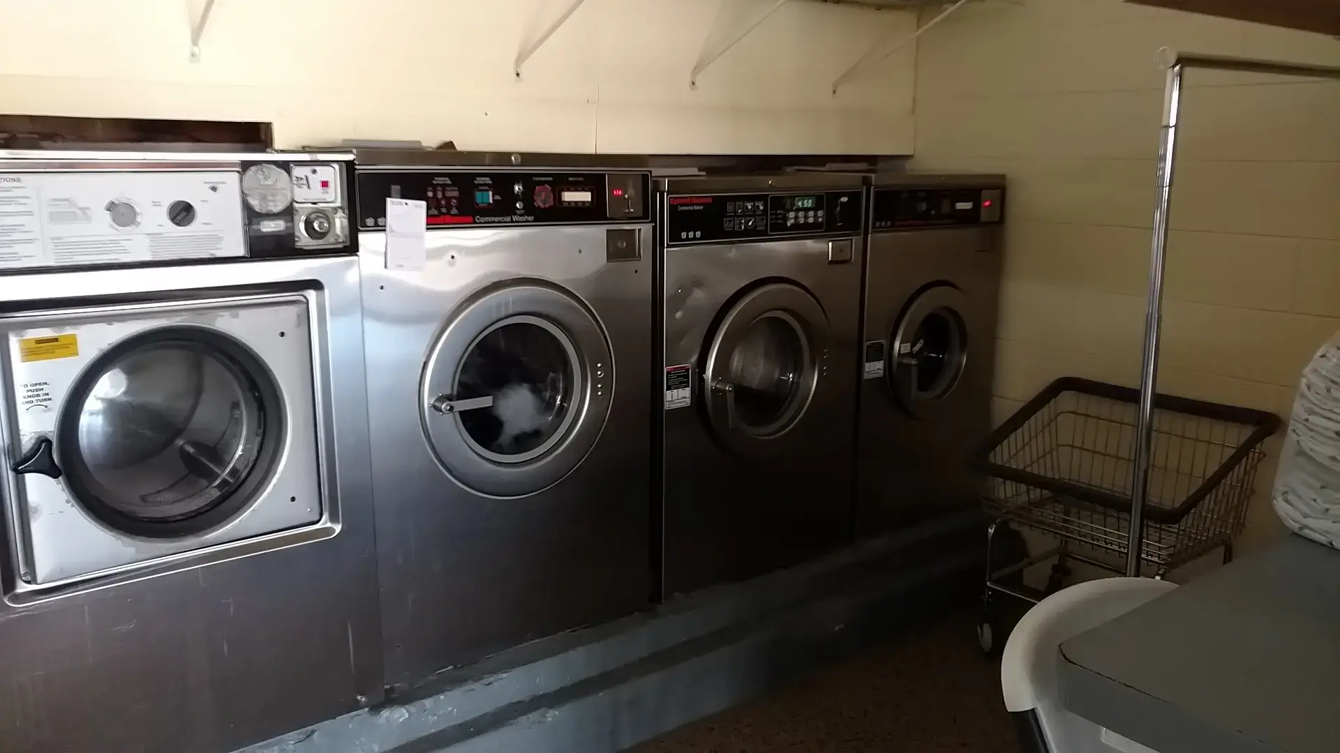 Tims Coin Laundry thumbnail 12