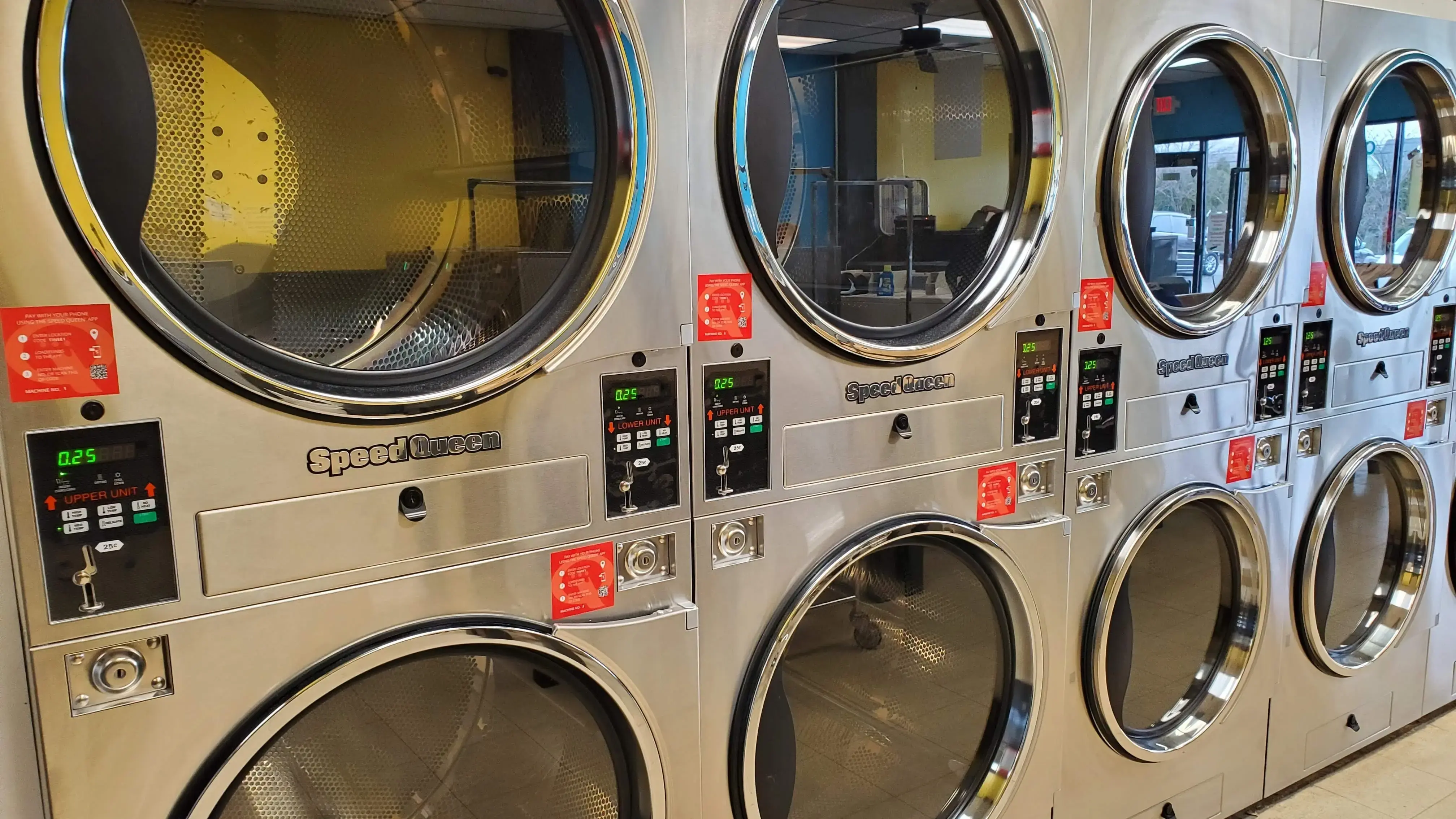 Tinee Bubbles Laundromat location