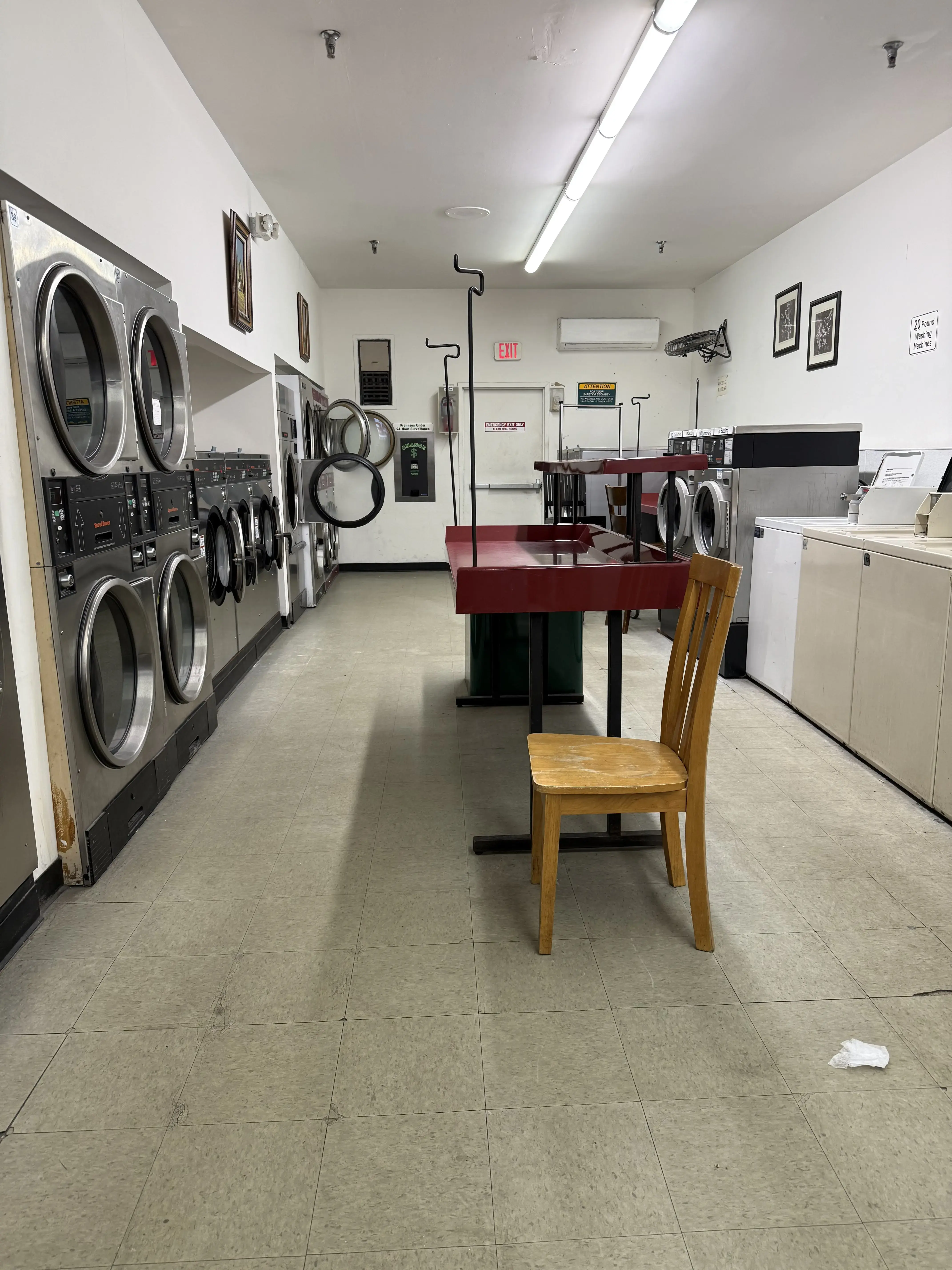 Tinley Park Laundromat location