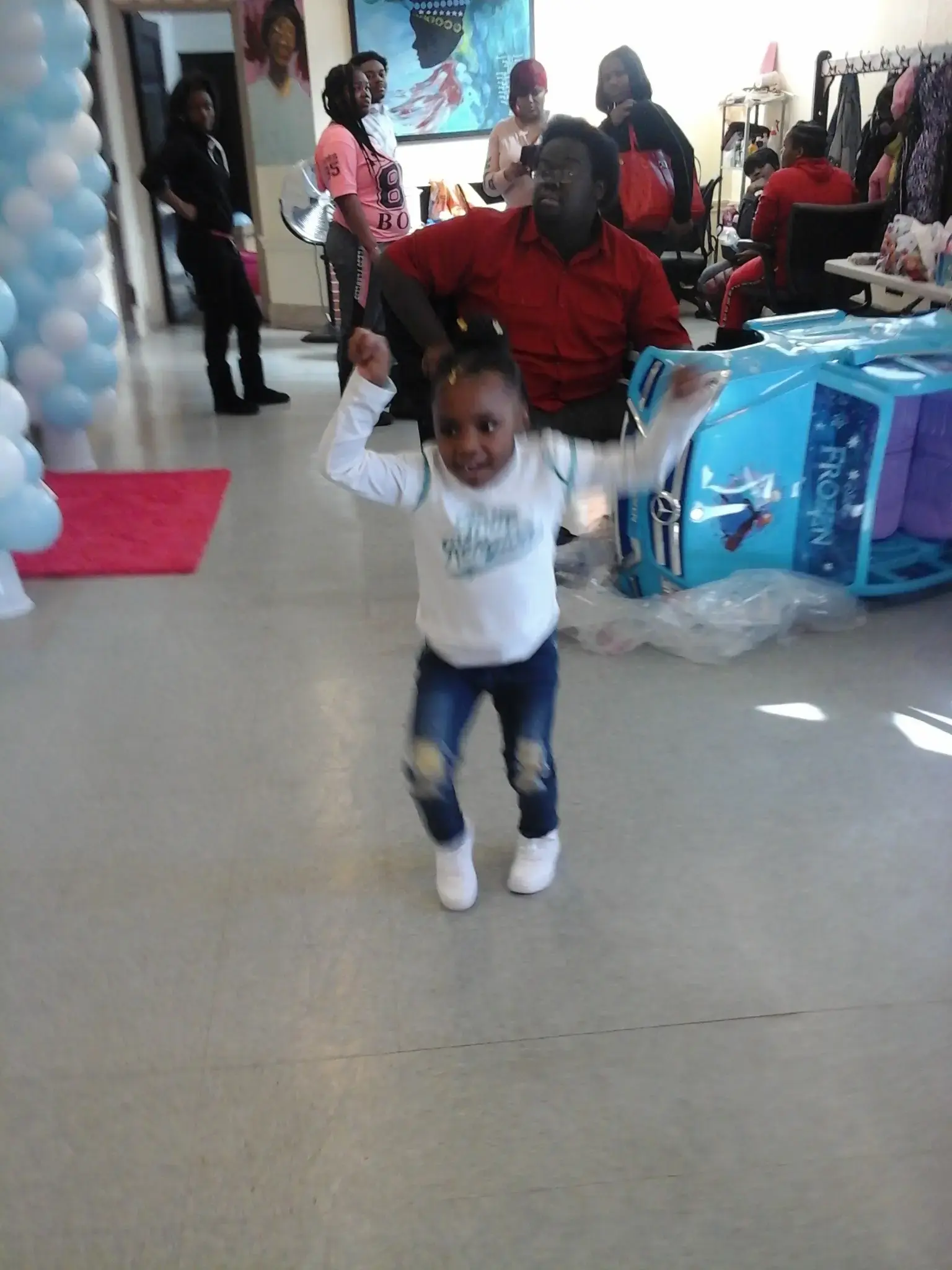 Tinley Park Laundromat - Image 10