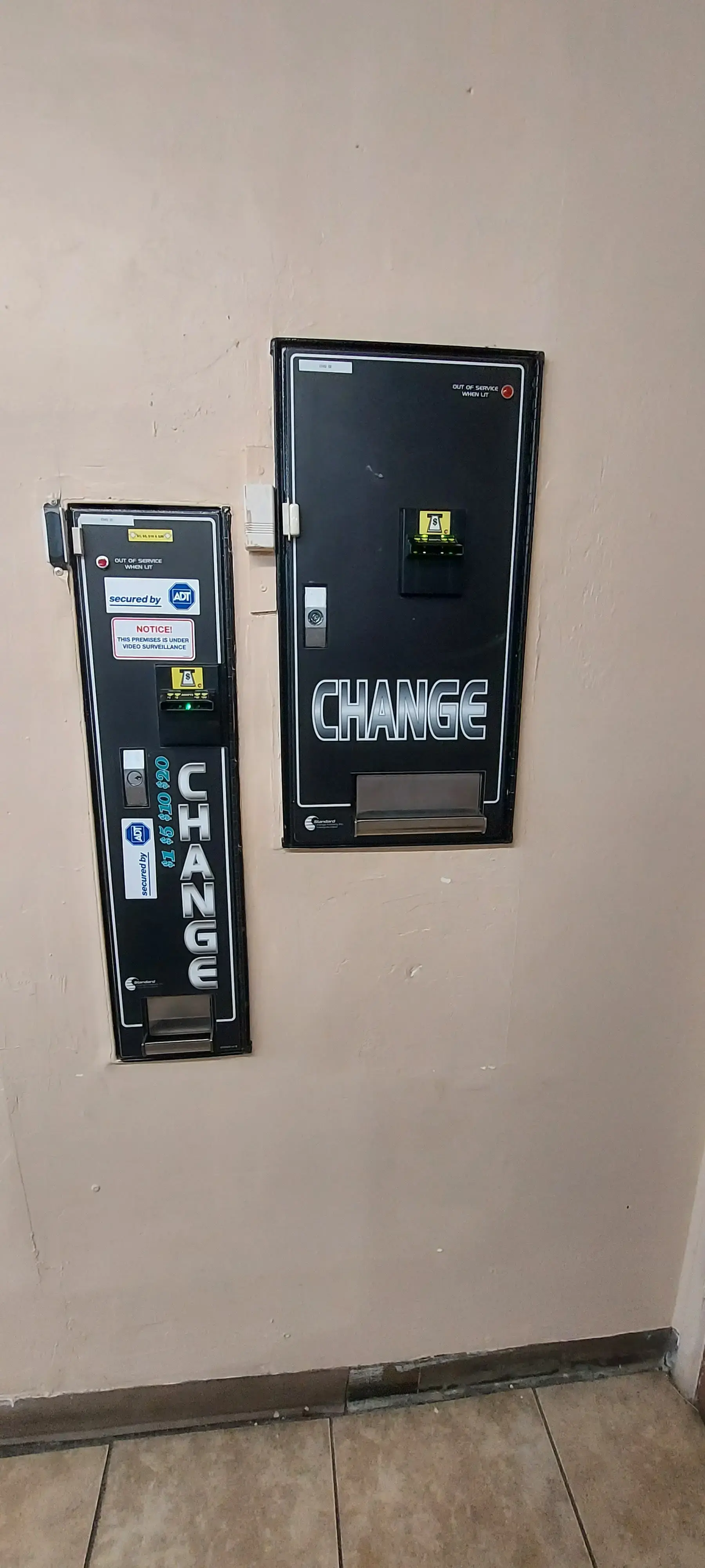 Tiny Bubbles 24 Hour Tucson Laundromat thumbnail 6