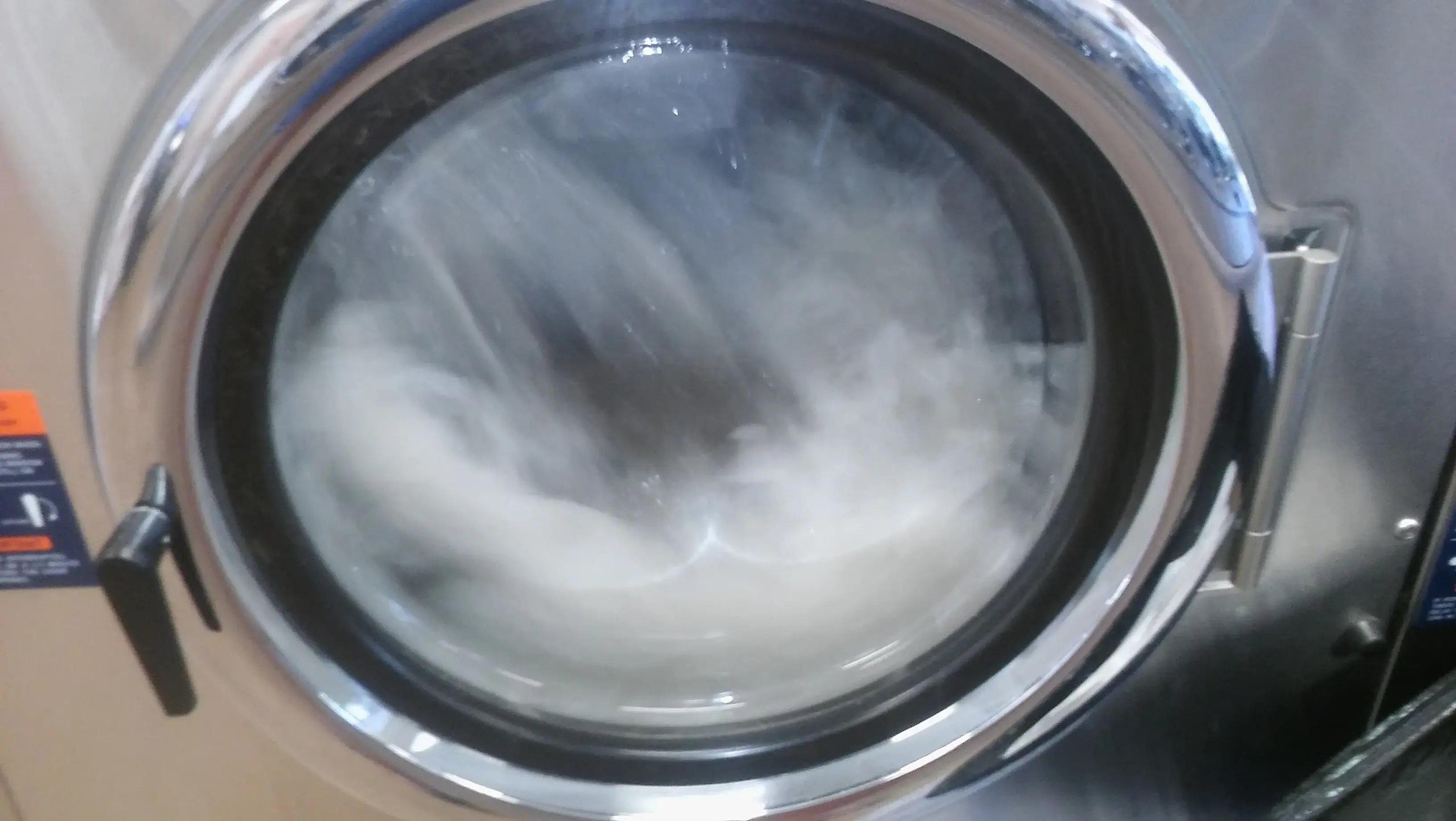 Tiny Bubbles Laundromat thumbnail 10