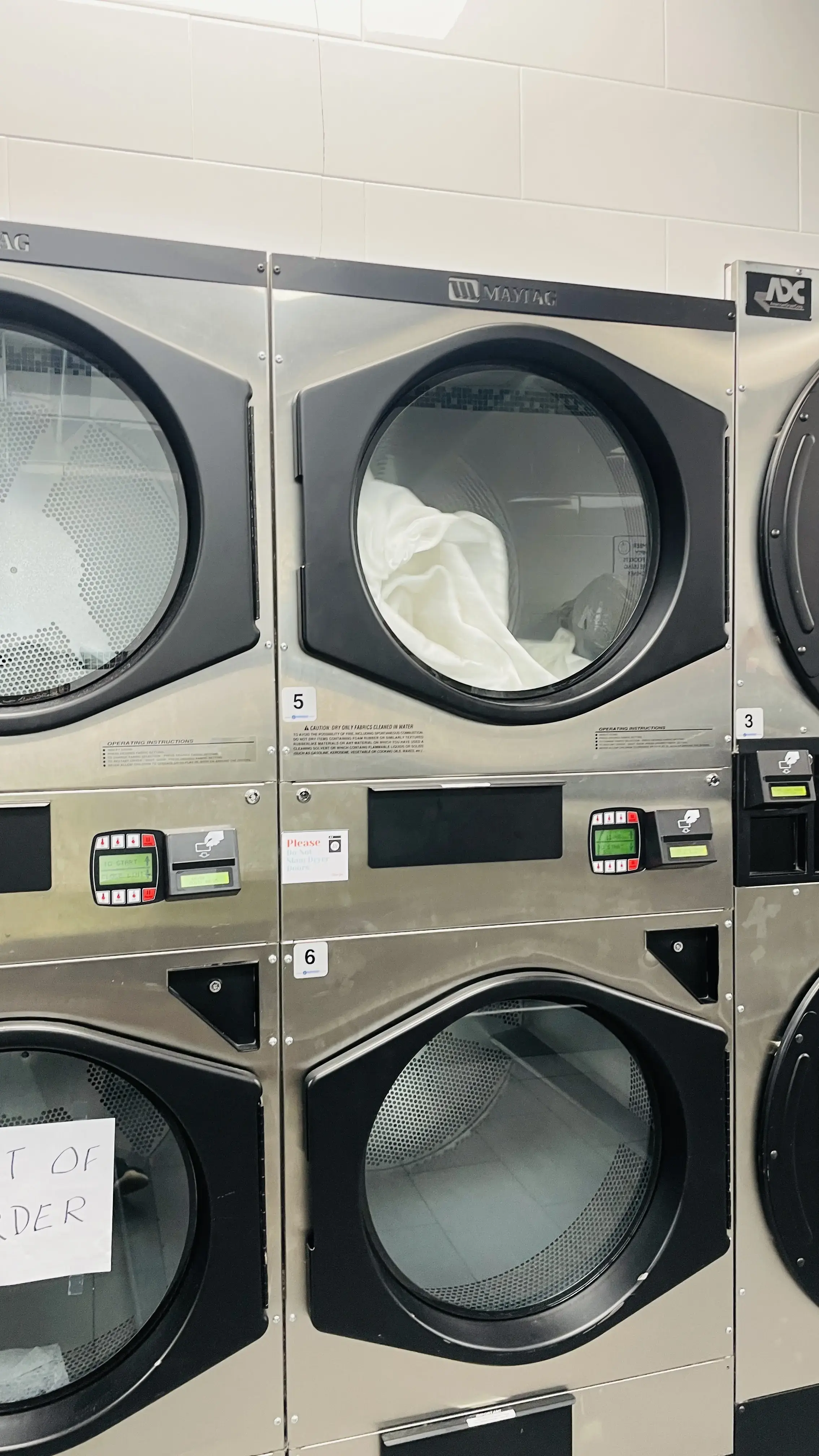 Tip-Top Laundry thumbnail 9