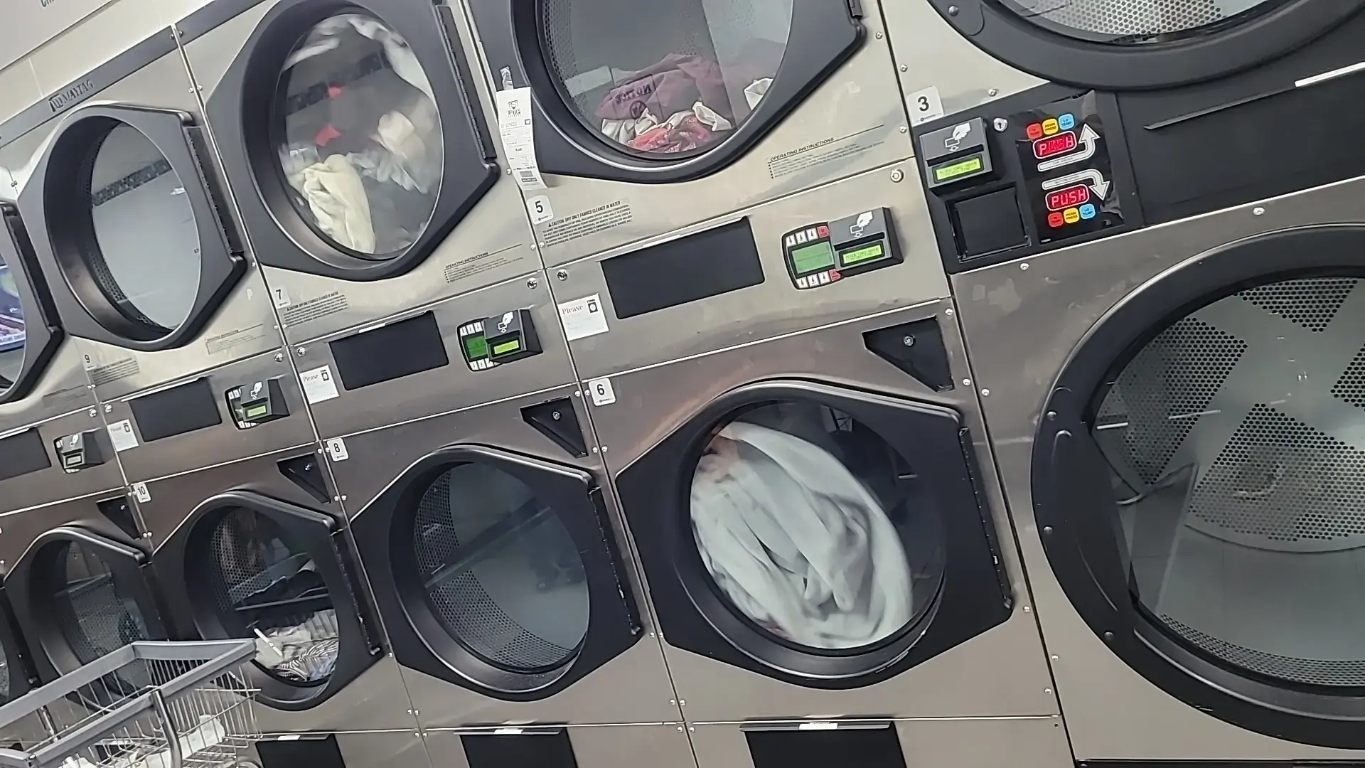 Tip-Top Laundry thumbnail 8