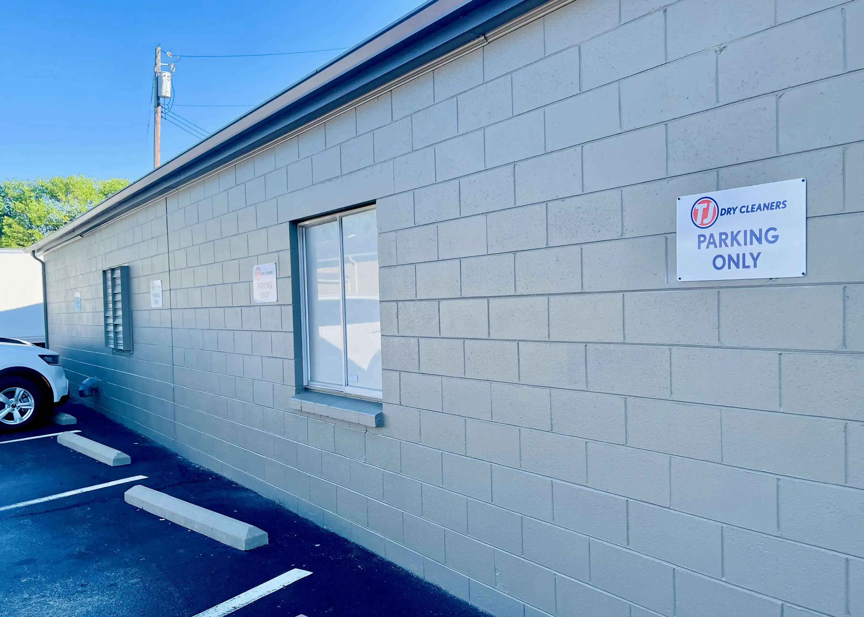 TJ Dry Cleaners - Image 4