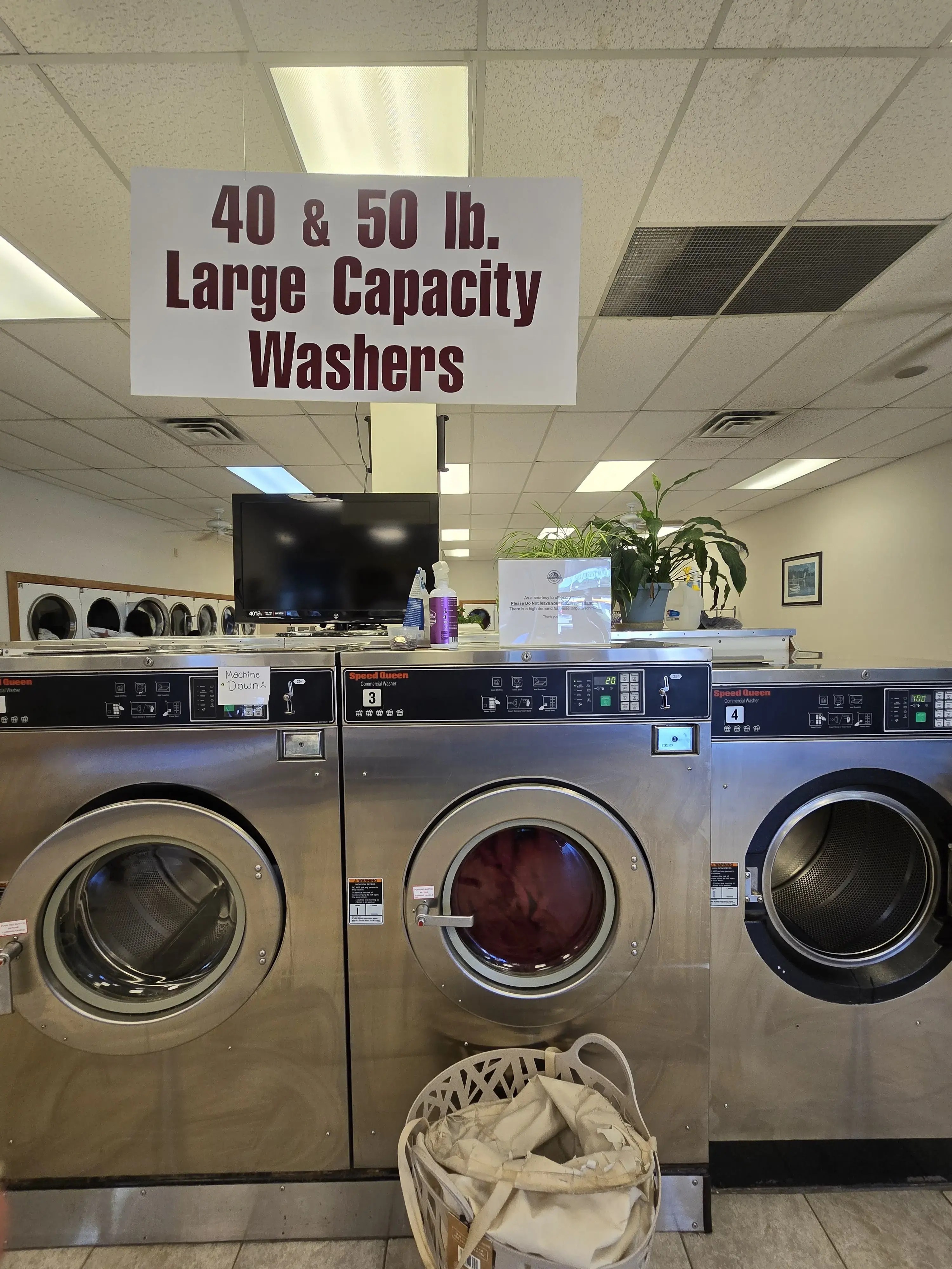 T.J's Laundrette: Wash & Fold Laundry Service - Image 16