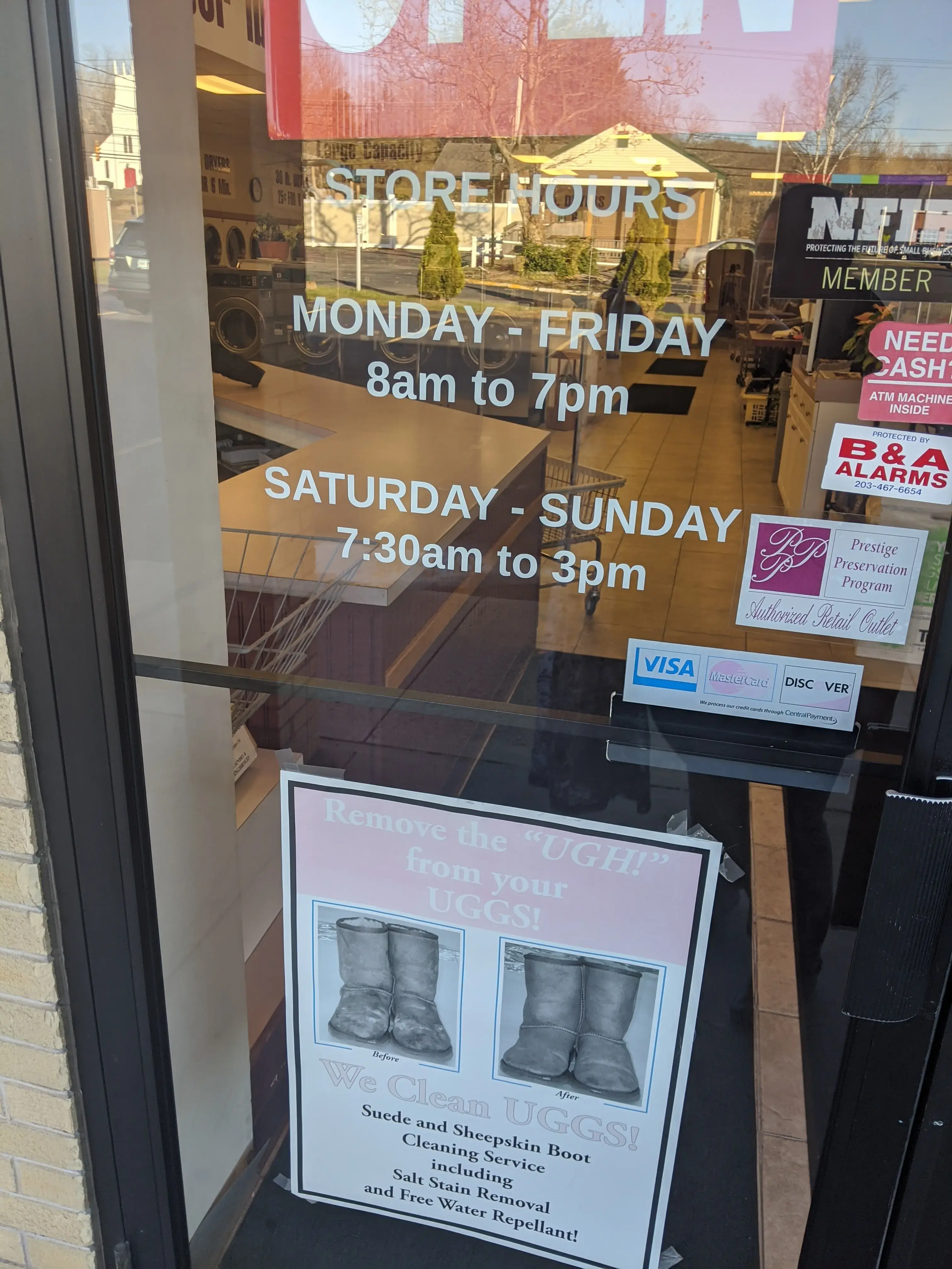 T.J's Laundrette: Wash & Fold Laundry Service thumbnail 18