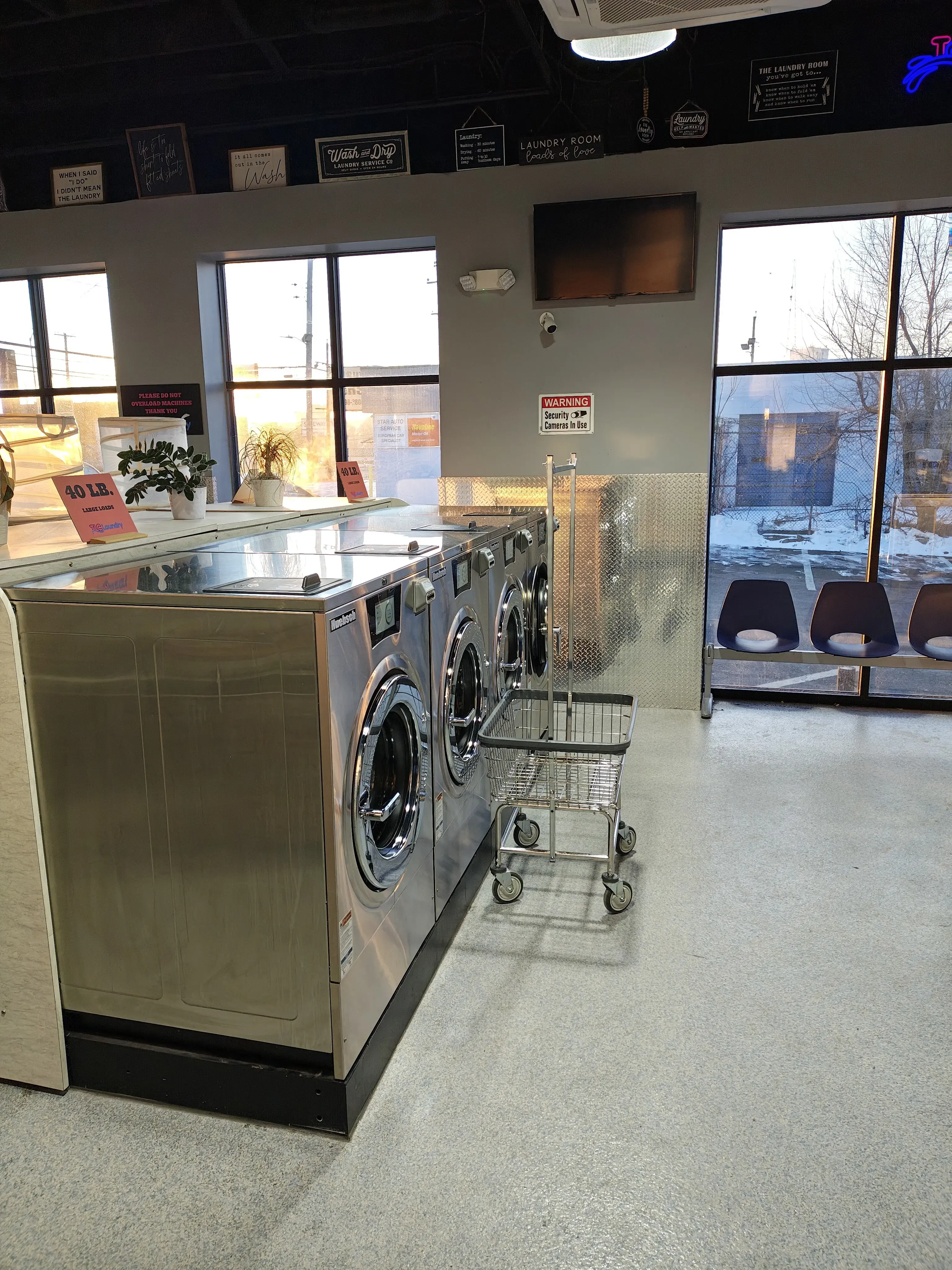 TLC Laundry - Image 17