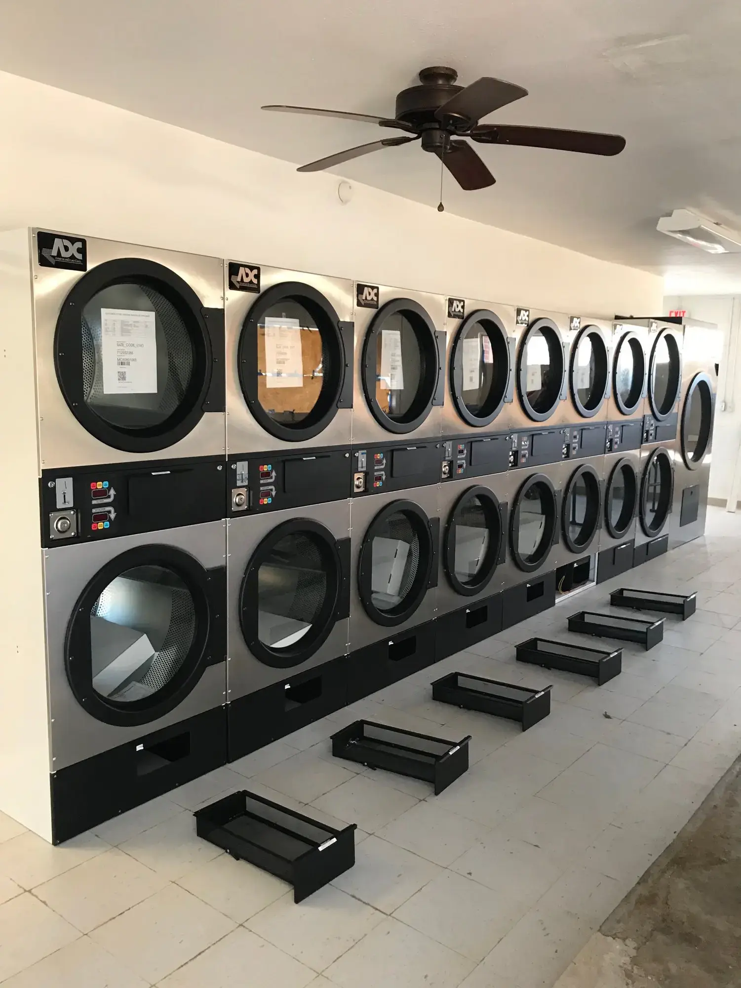 T&M Laundry & Store - Image 3