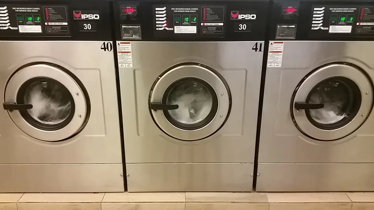 Today's Washateria - Image 12