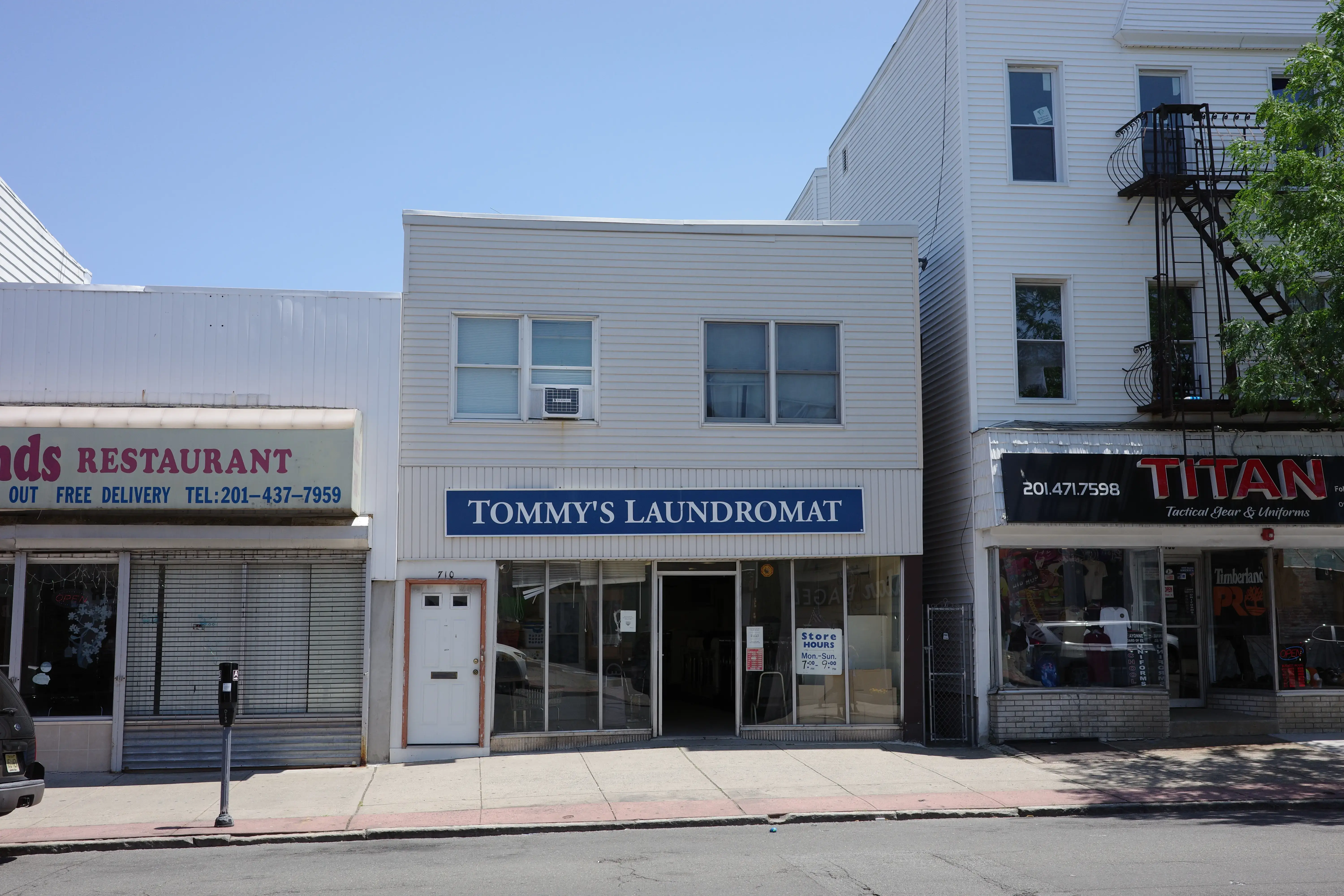 Tommy's Laundromat location