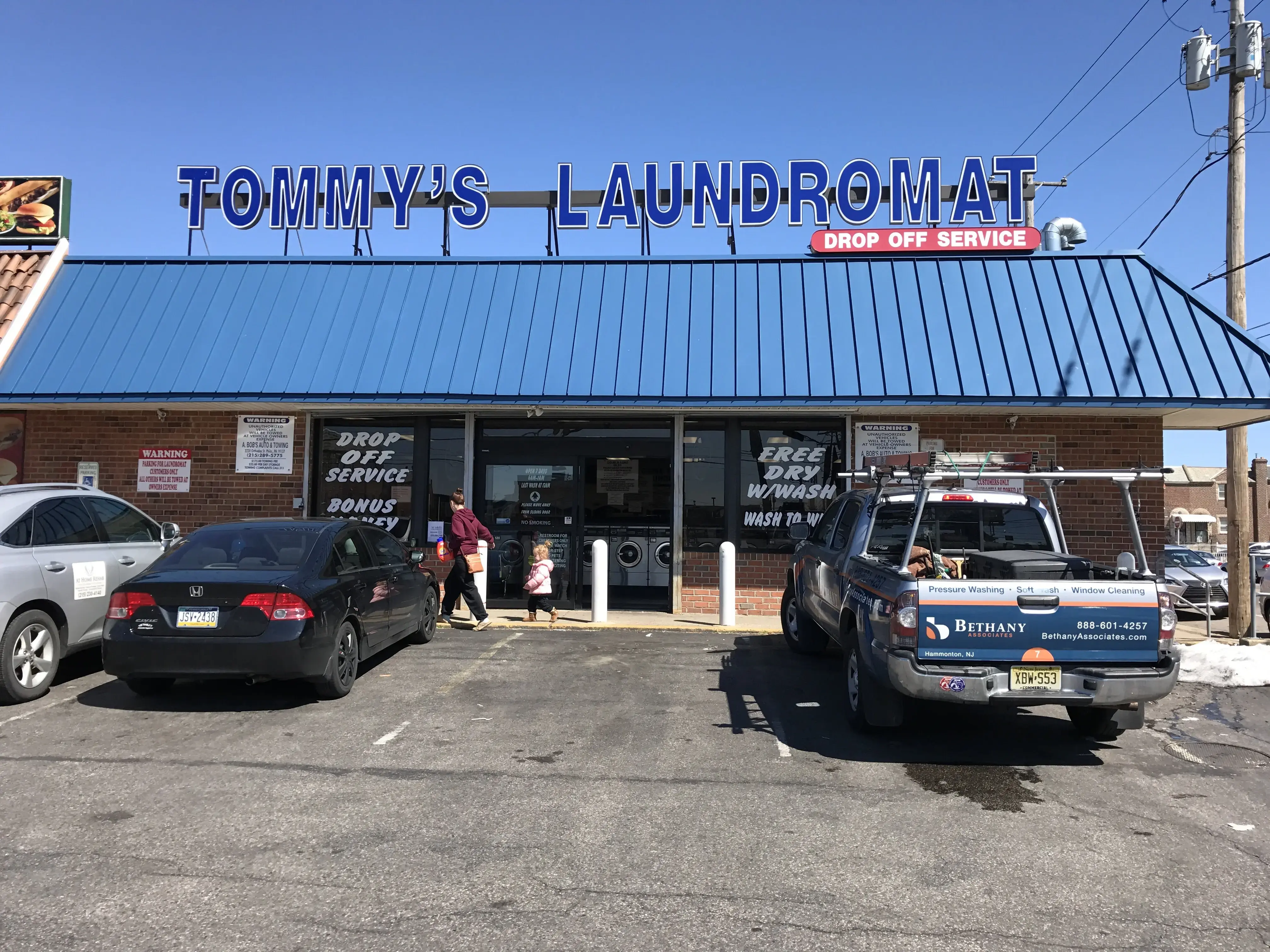 Tommy's Laundromat thumbnail 3