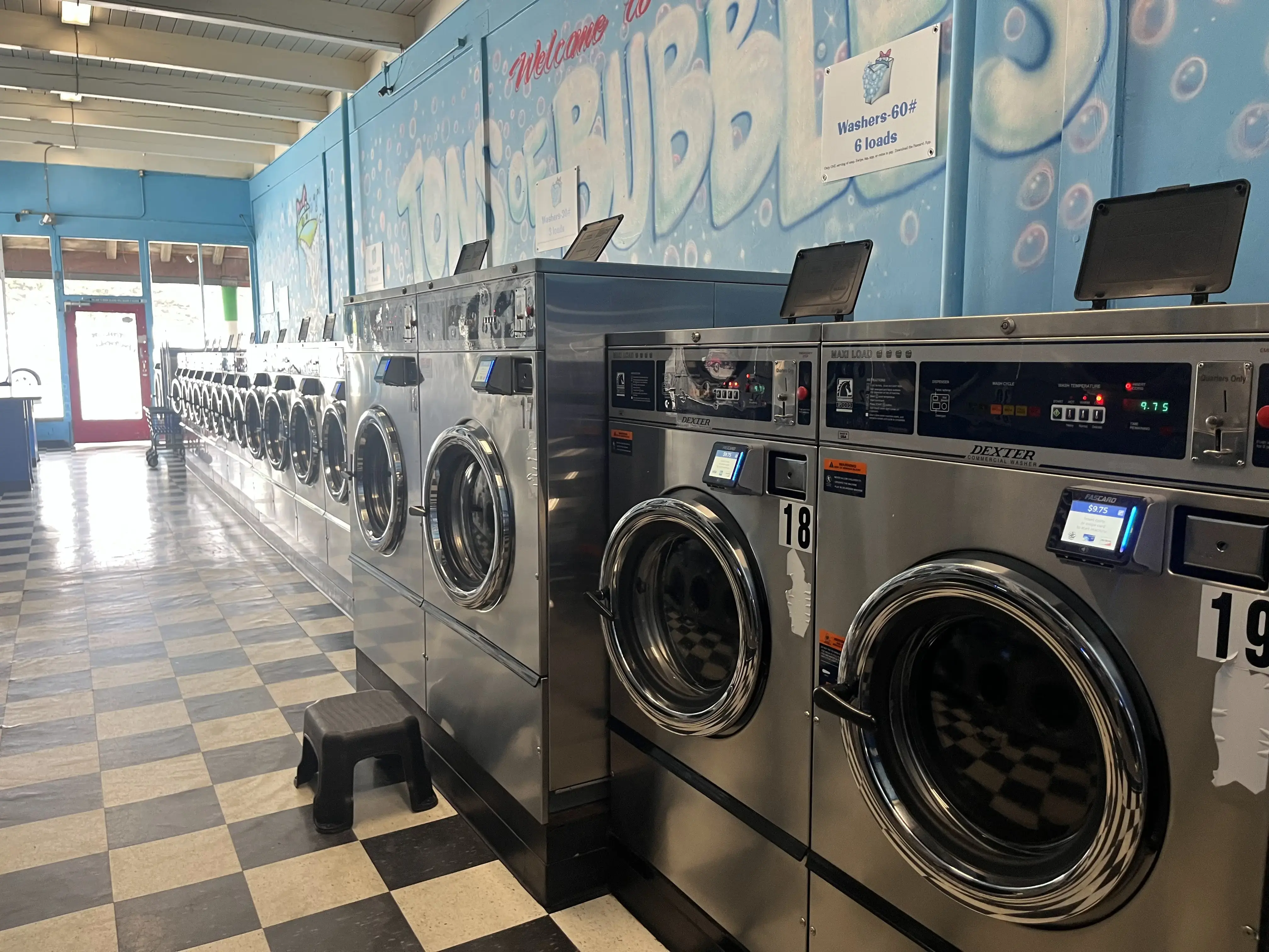 Tons of Bubbles Laundromat location