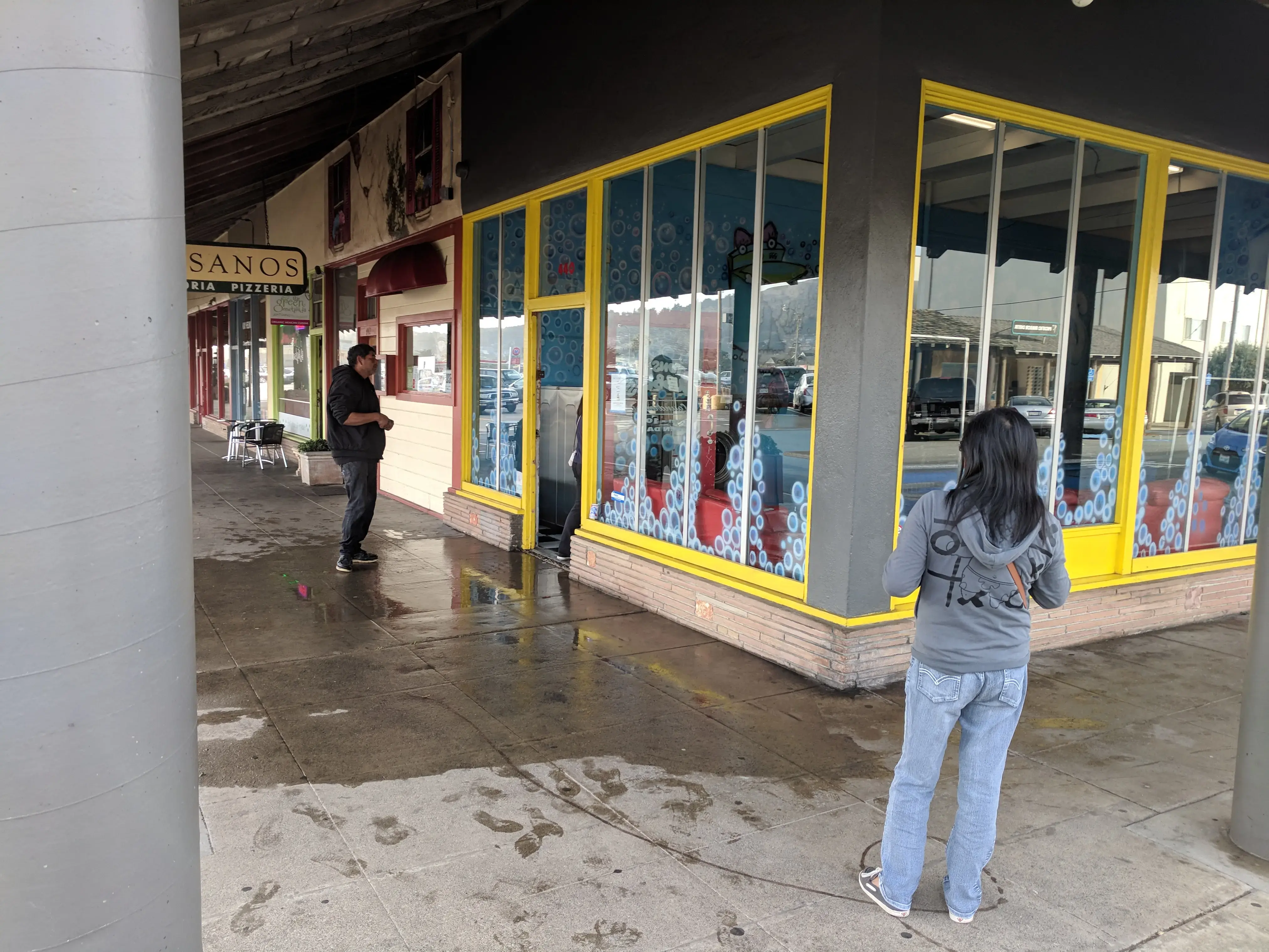 Tons of Bubbles Laundromat thumbnail 14