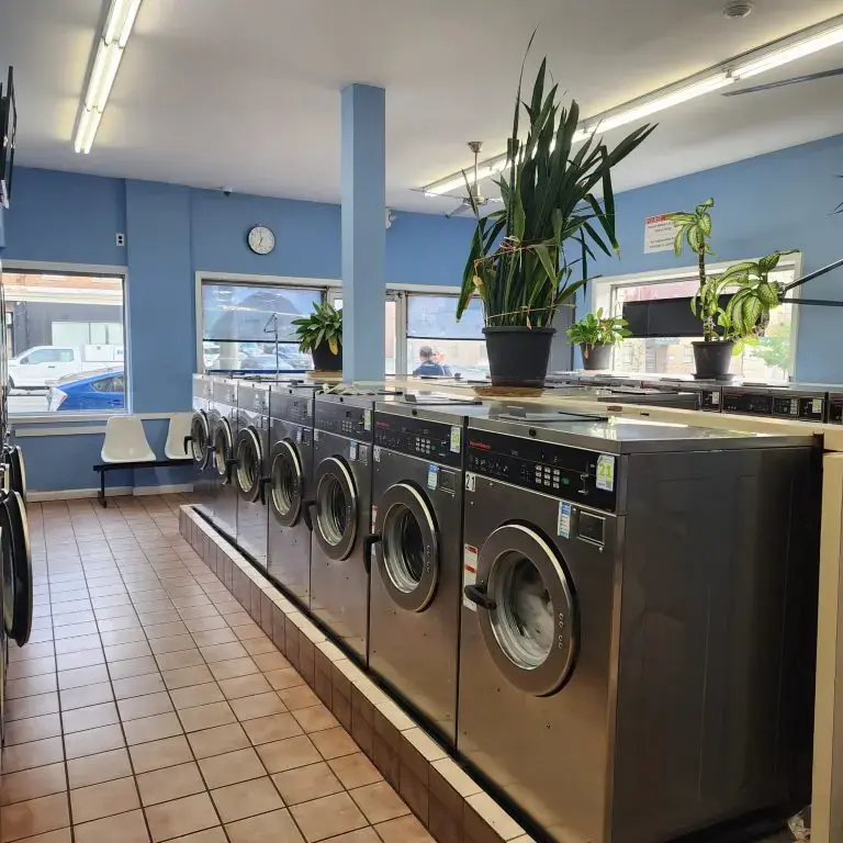 Tony's Laundromat thumbnail 4