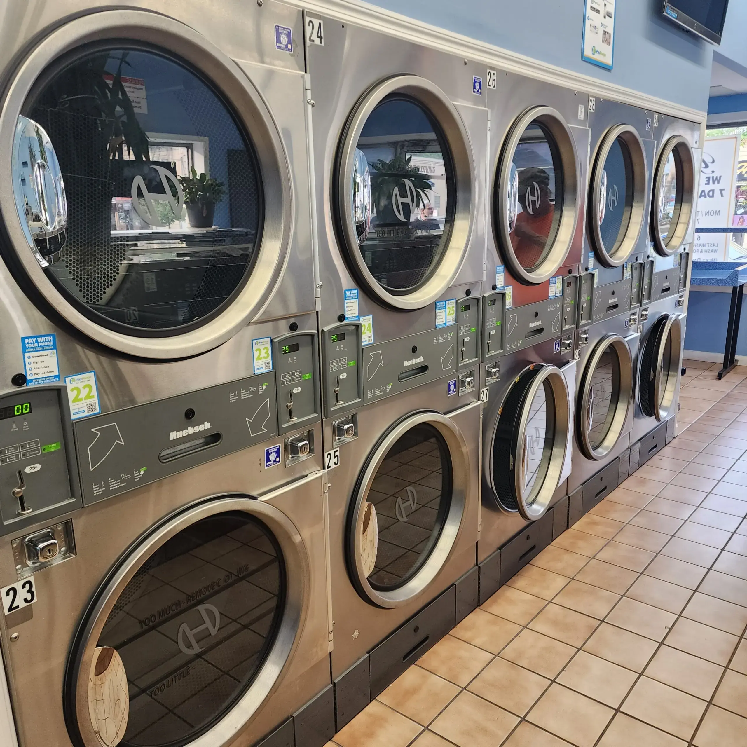 Tony's Laundromat location