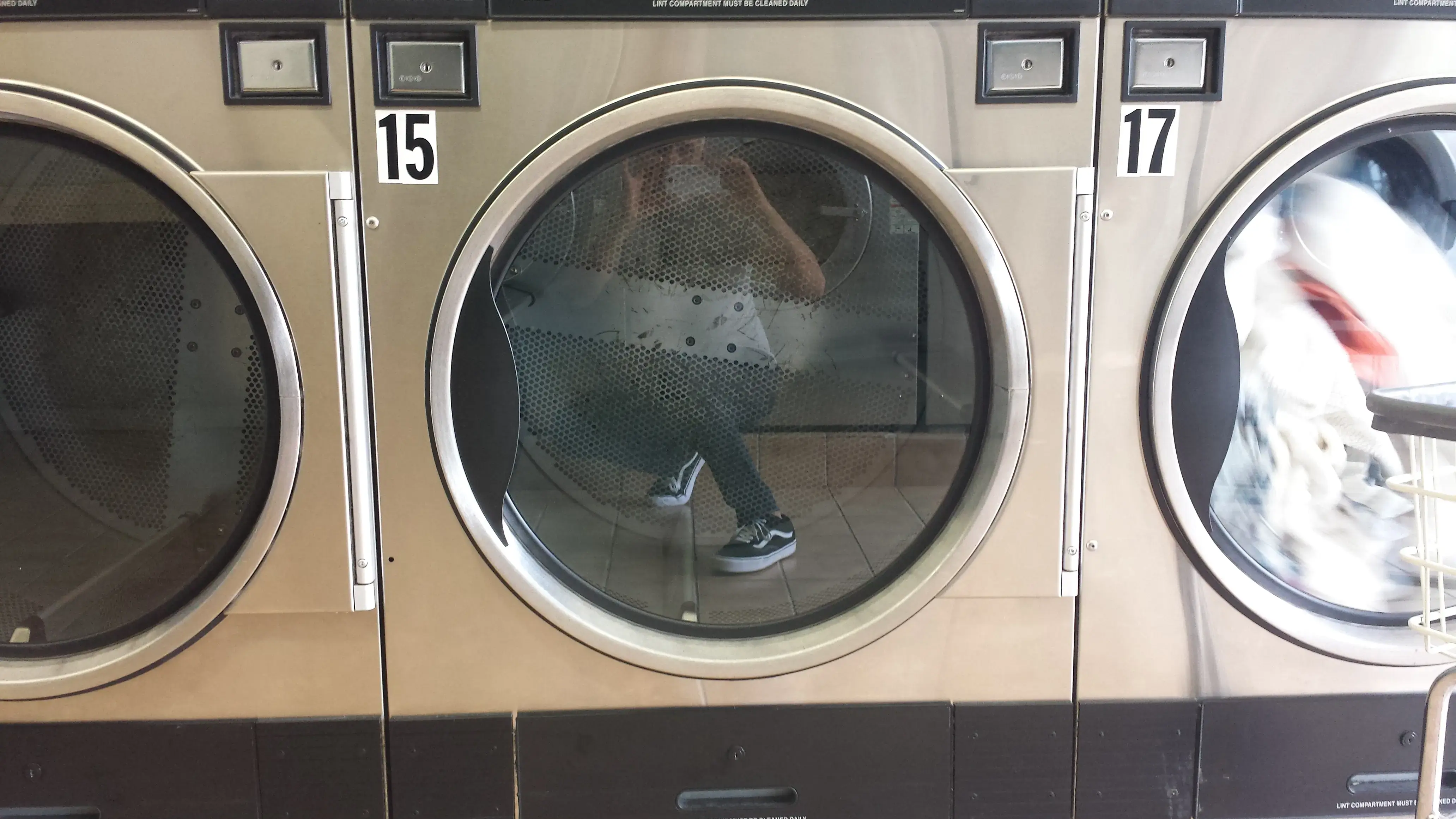 Tony's Laundromat thumbnail 2