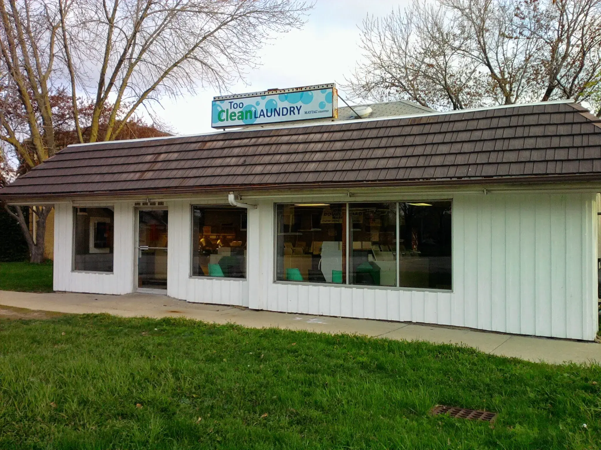 Too Clean Laundry thumbnail 12