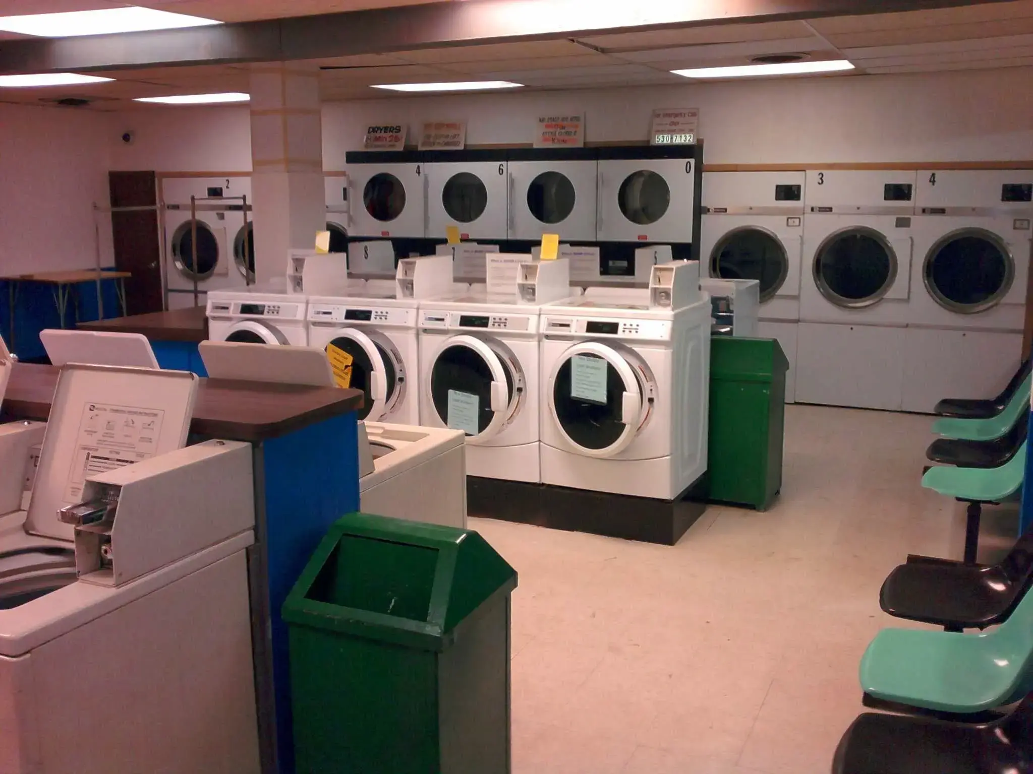 Too Clean Laundry - Image 17