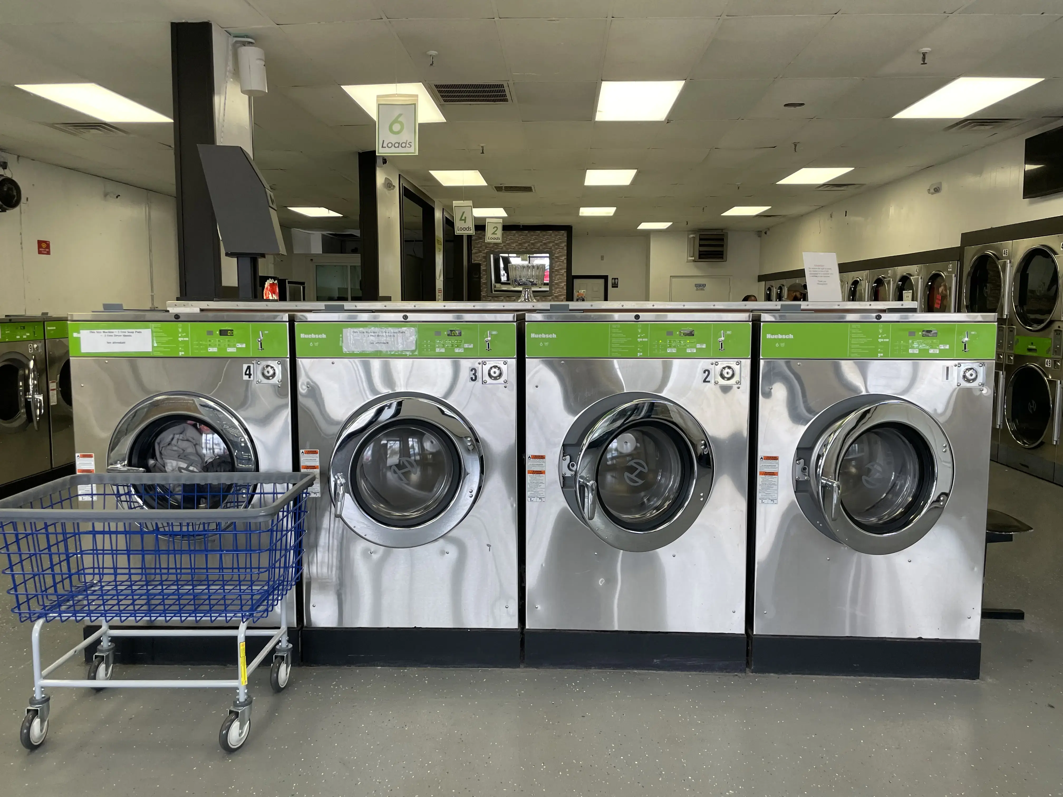 Top Dog Laundromat - Image 2