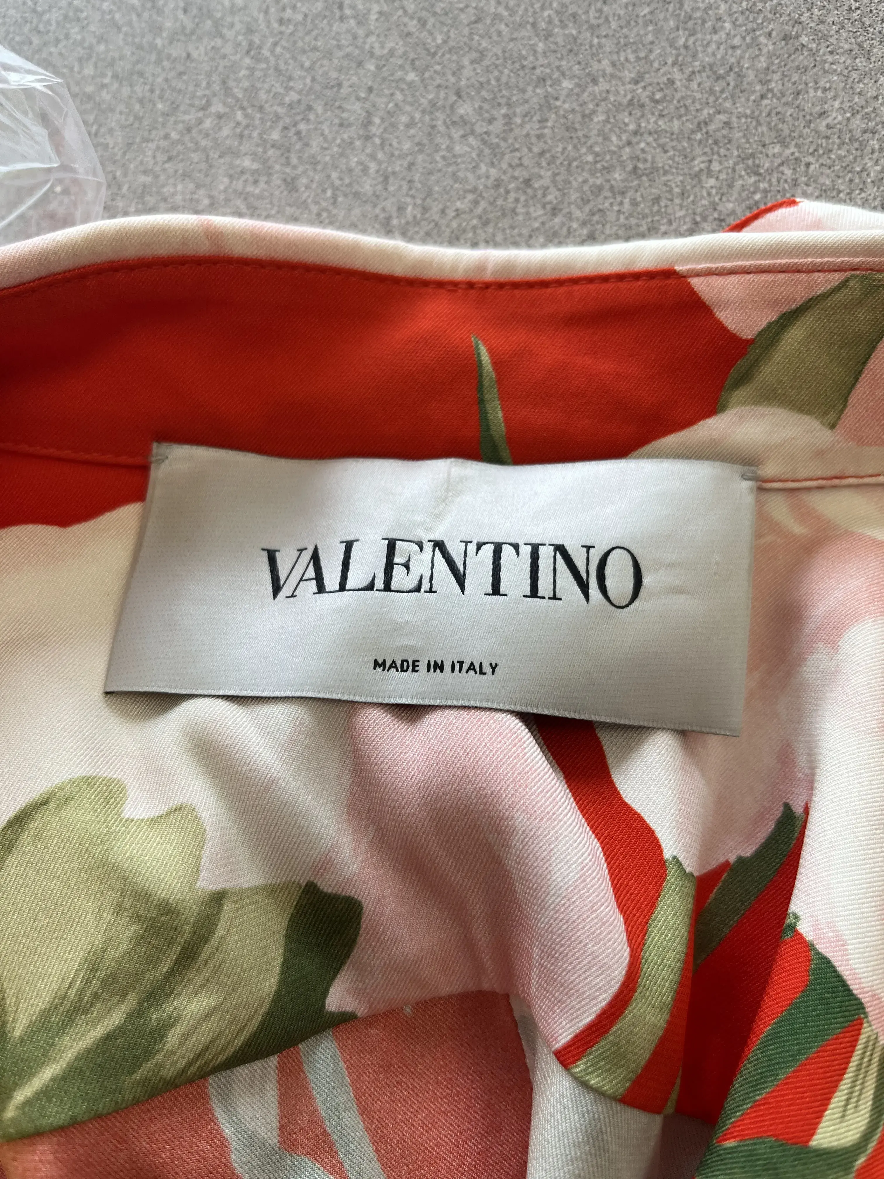 Top Dry Cleaners & Tailoring - Image 11