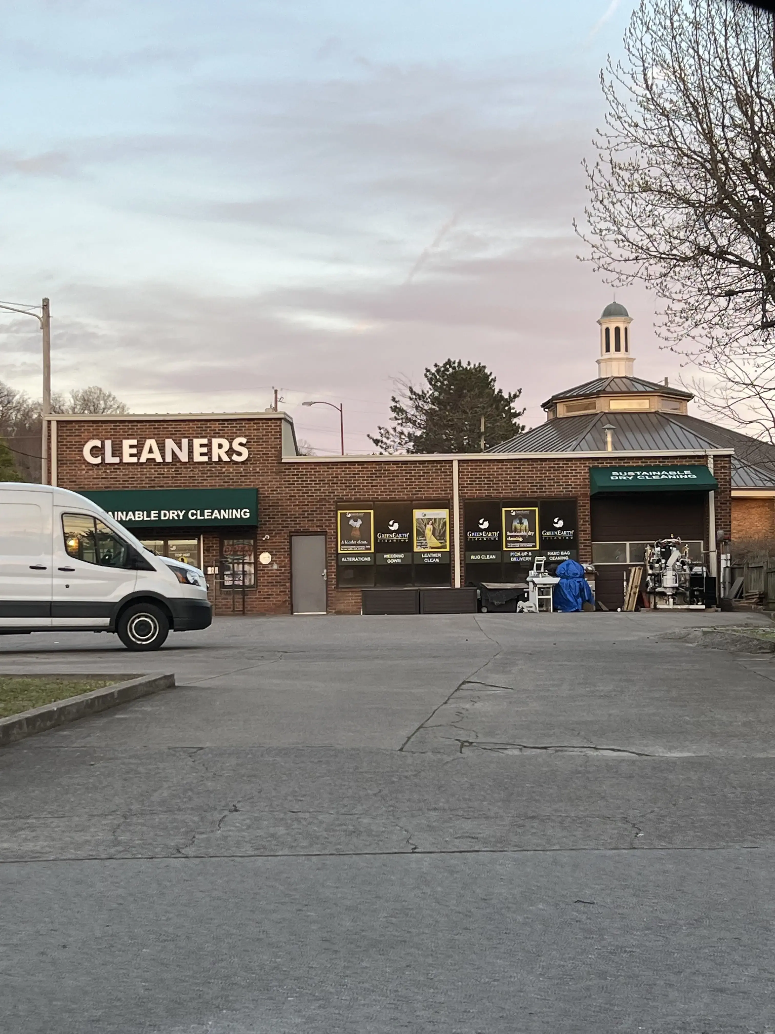 Top Hat Cleaners - Image 2