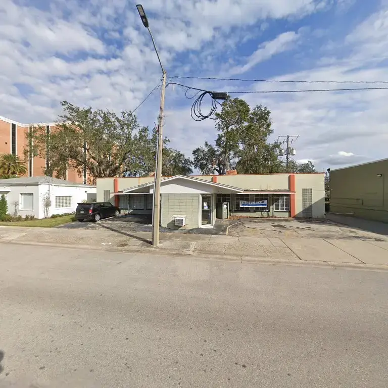 Top Hat Laundry Center - Image 6