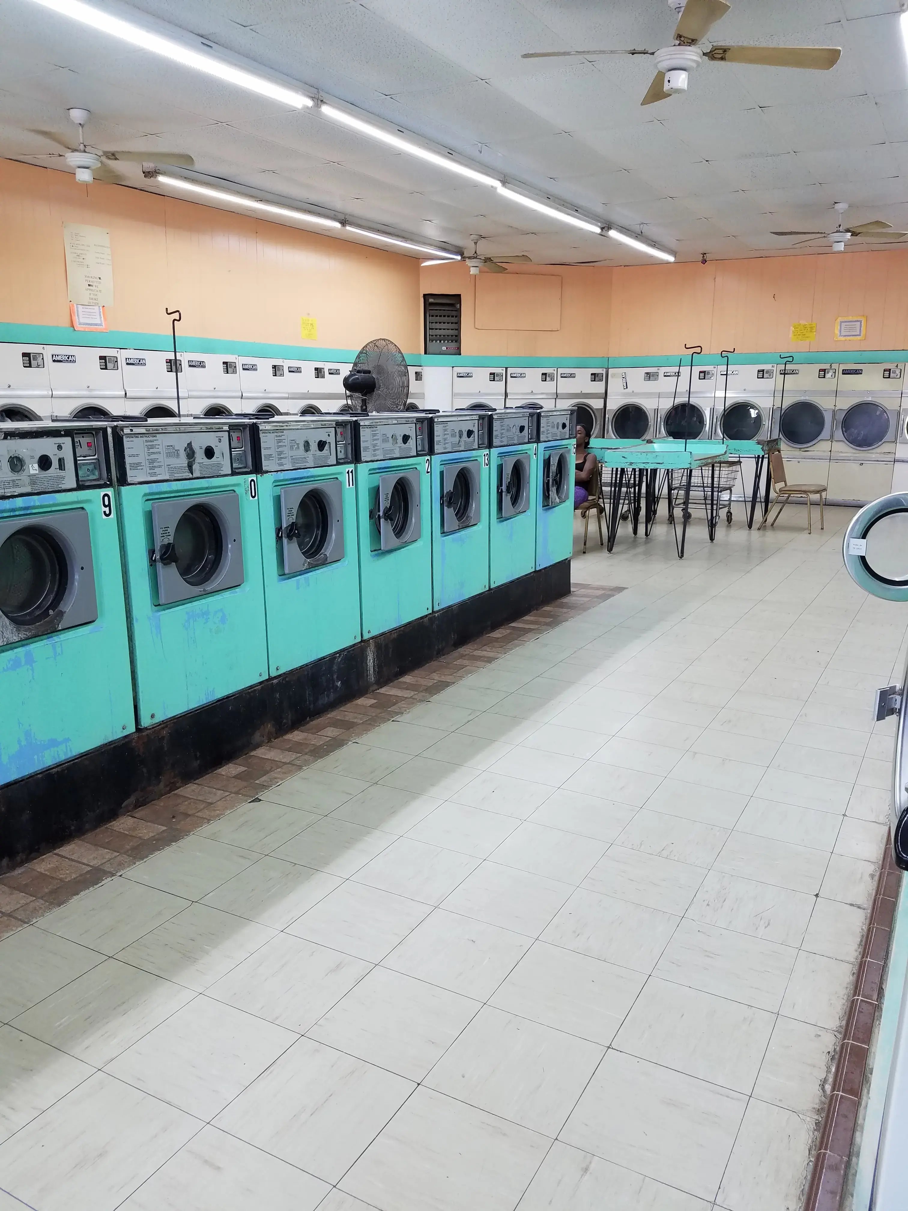 Top Hat Laundry & Cleaners location