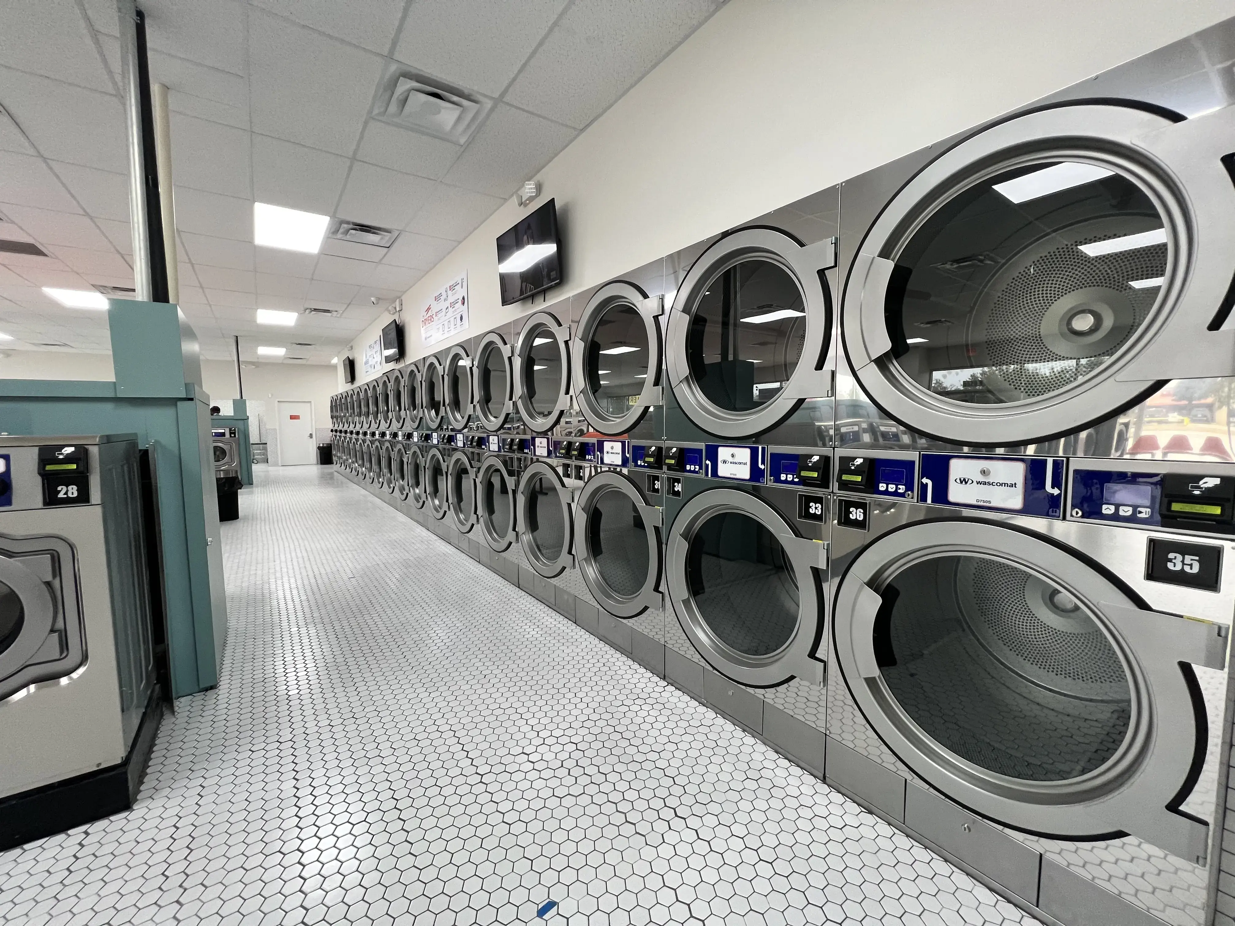 Top Laundry 24 - Image 2