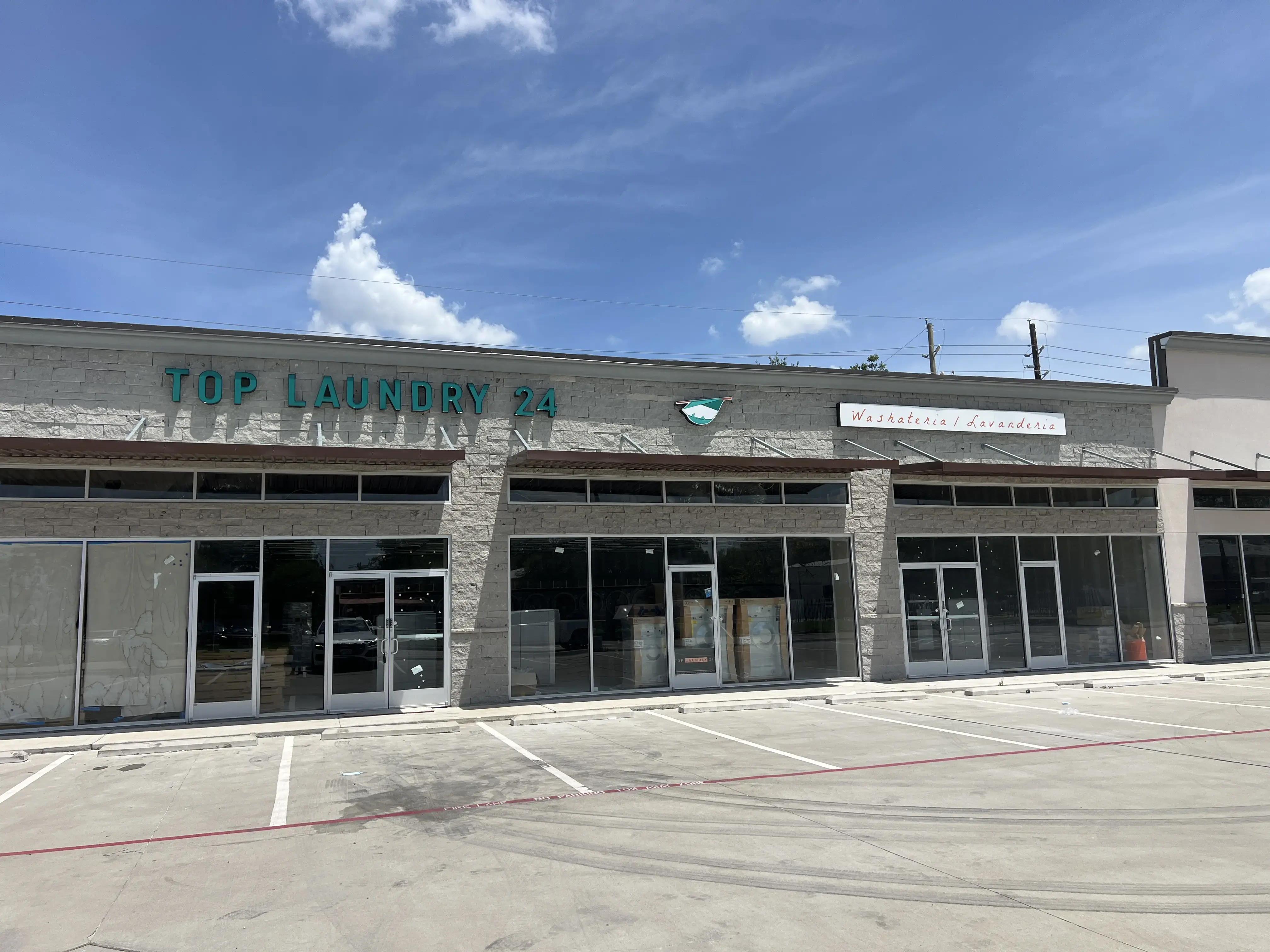 Top Laundry 24 - Image 3