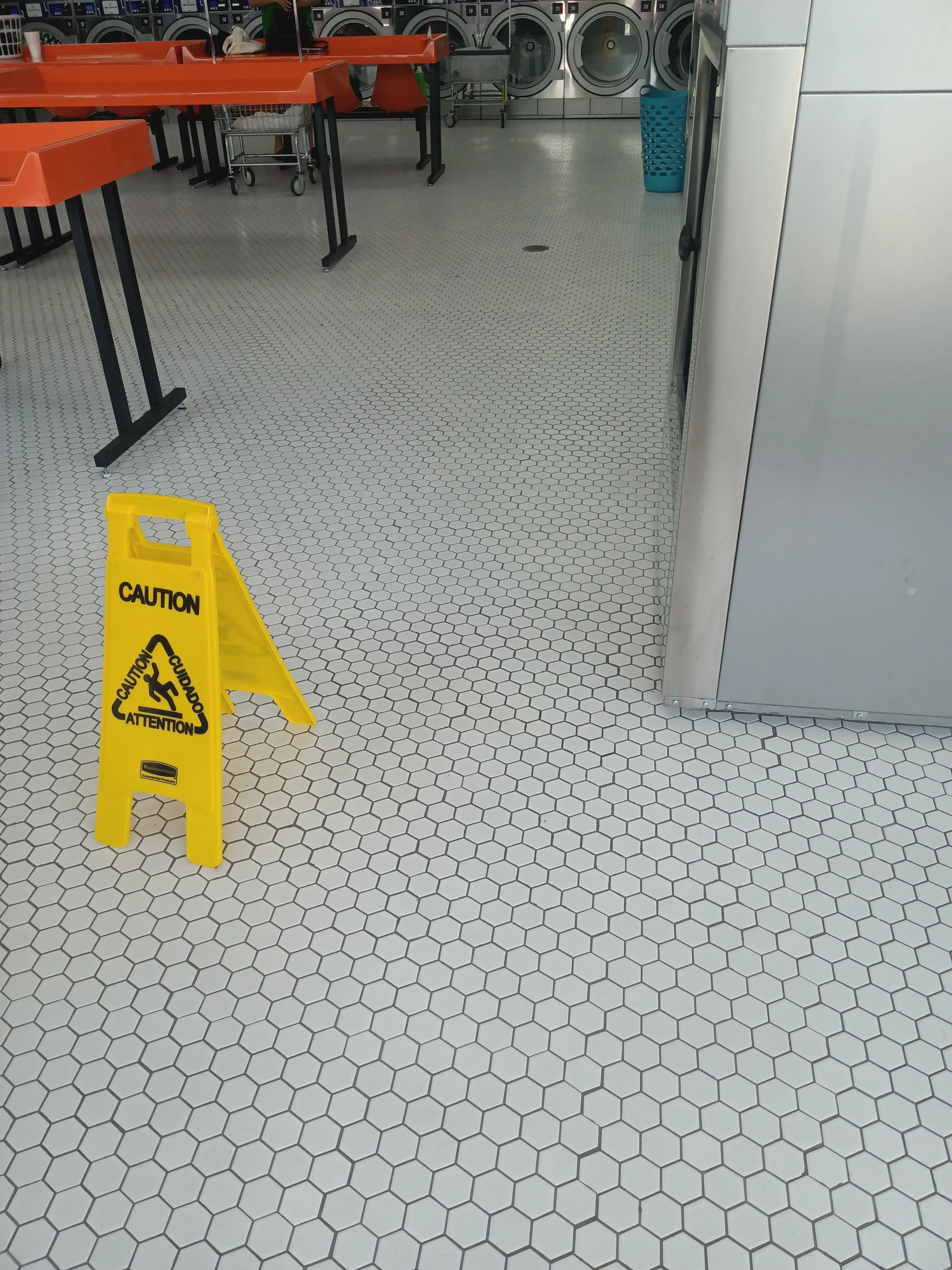 Top Laundry 24 - Image 17