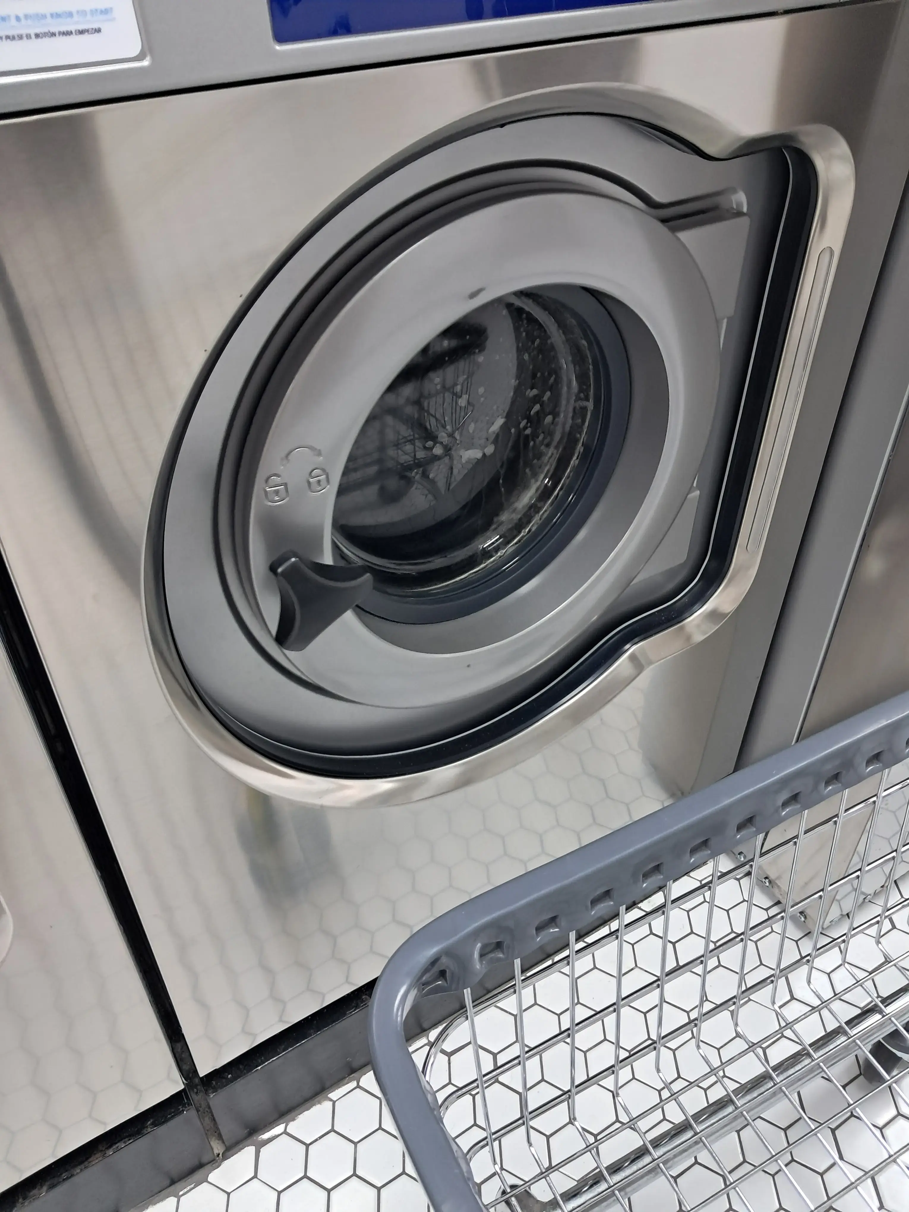 Top Laundry 24 - Image 15