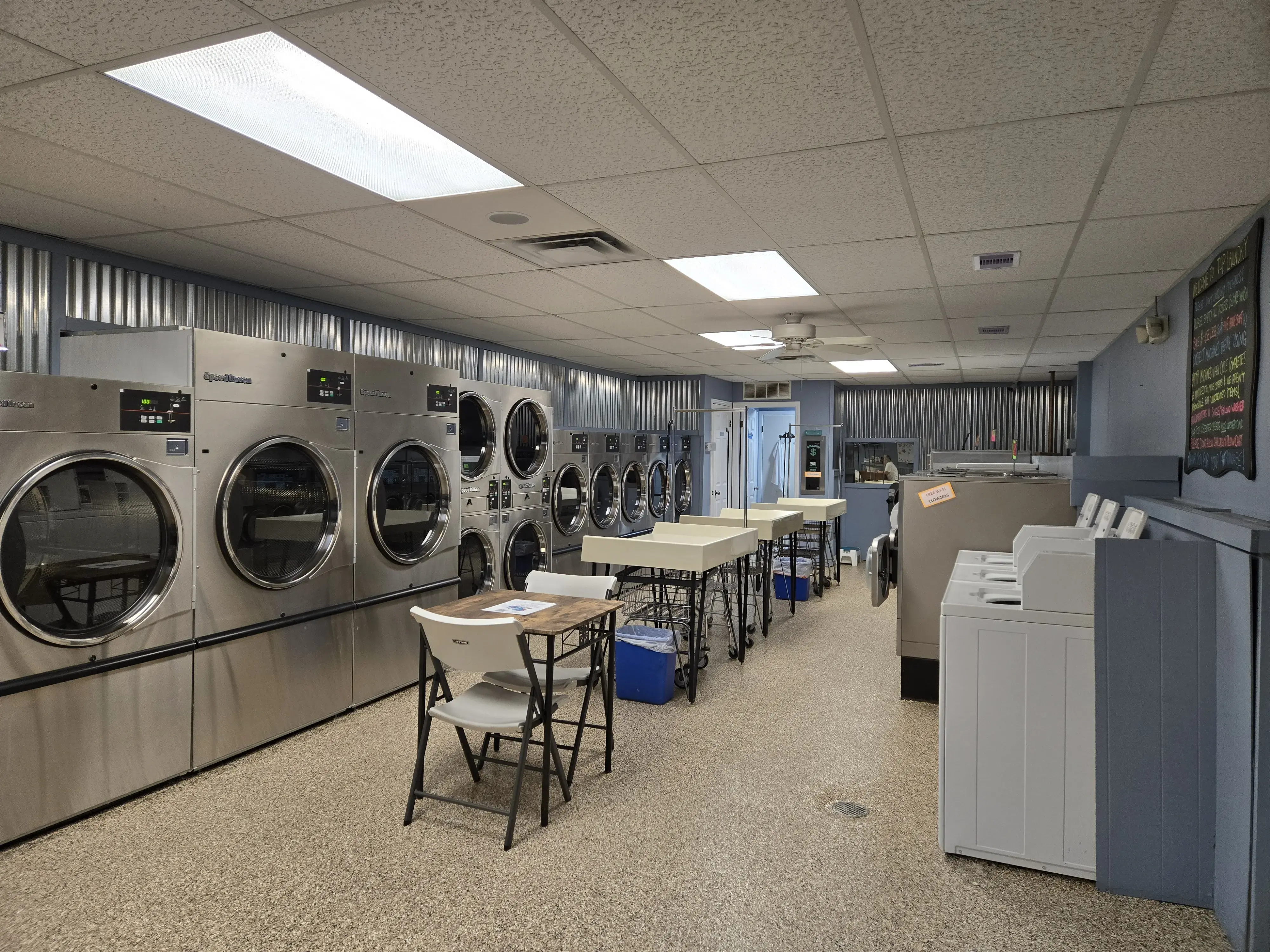 Top Laundry - Image 3
