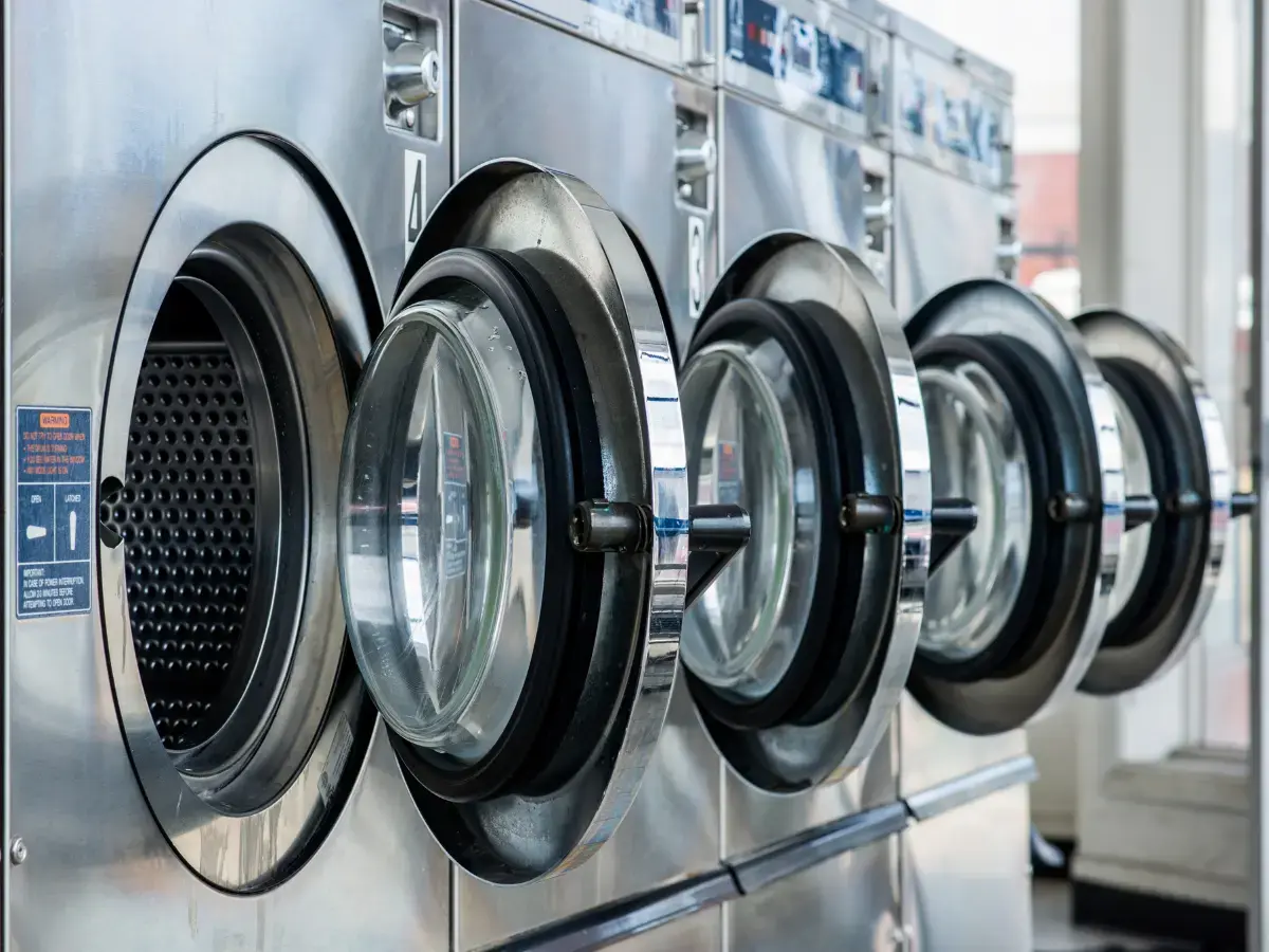 Top Laundry - Image 6