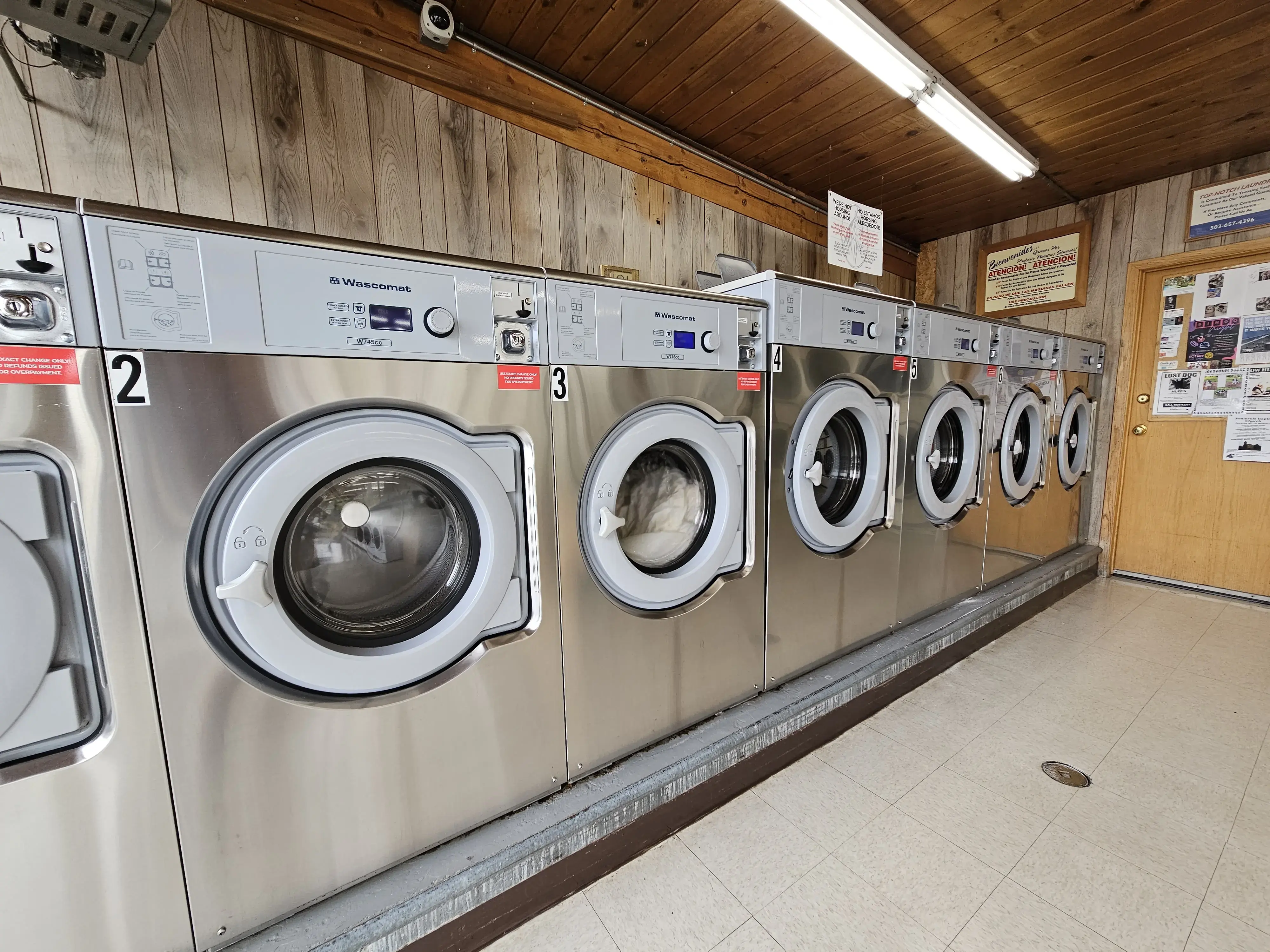 Top Notch 24 Hr Laundry thumbnail 1