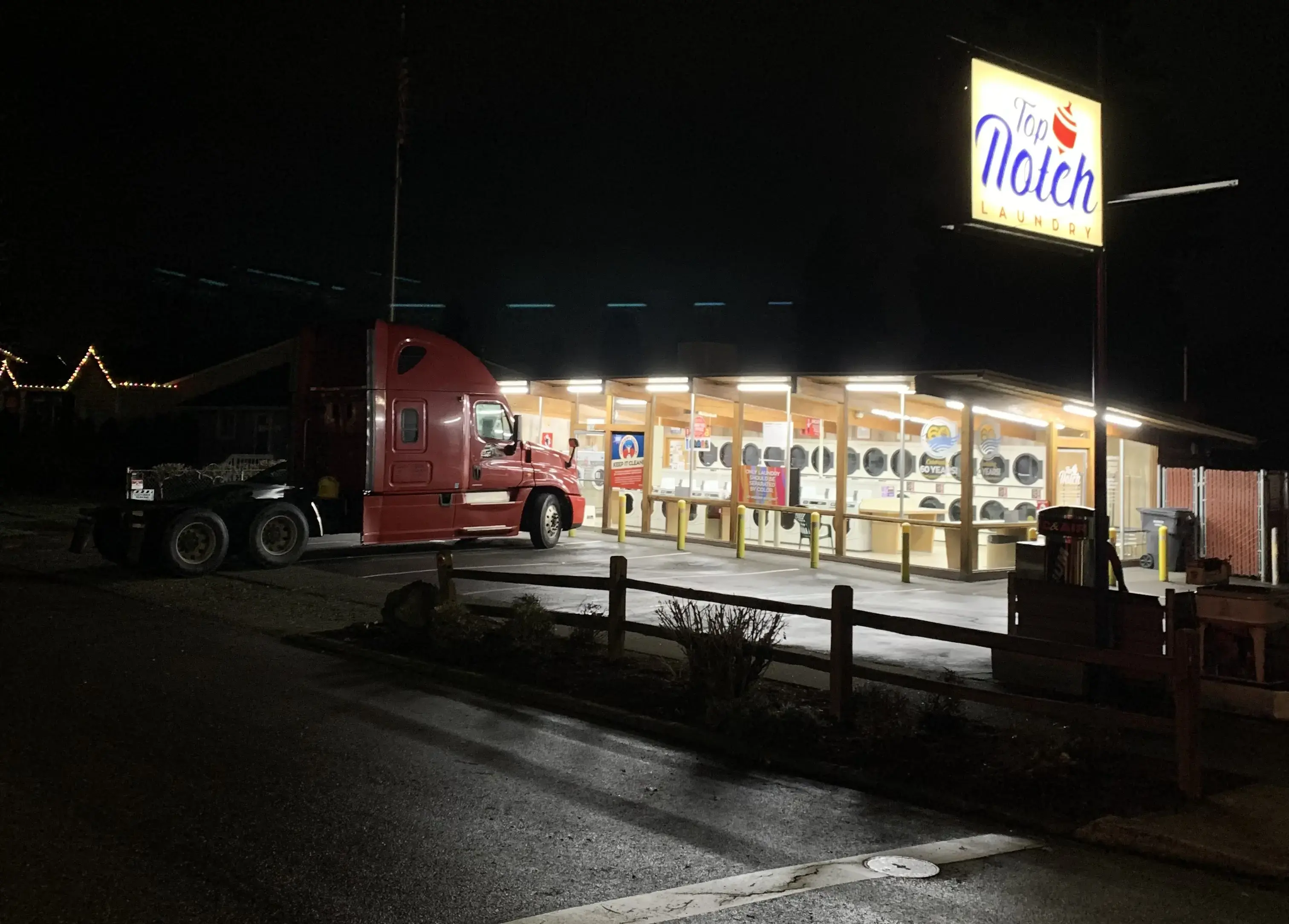 Top Notch 24 Hr Laundry - Image 8