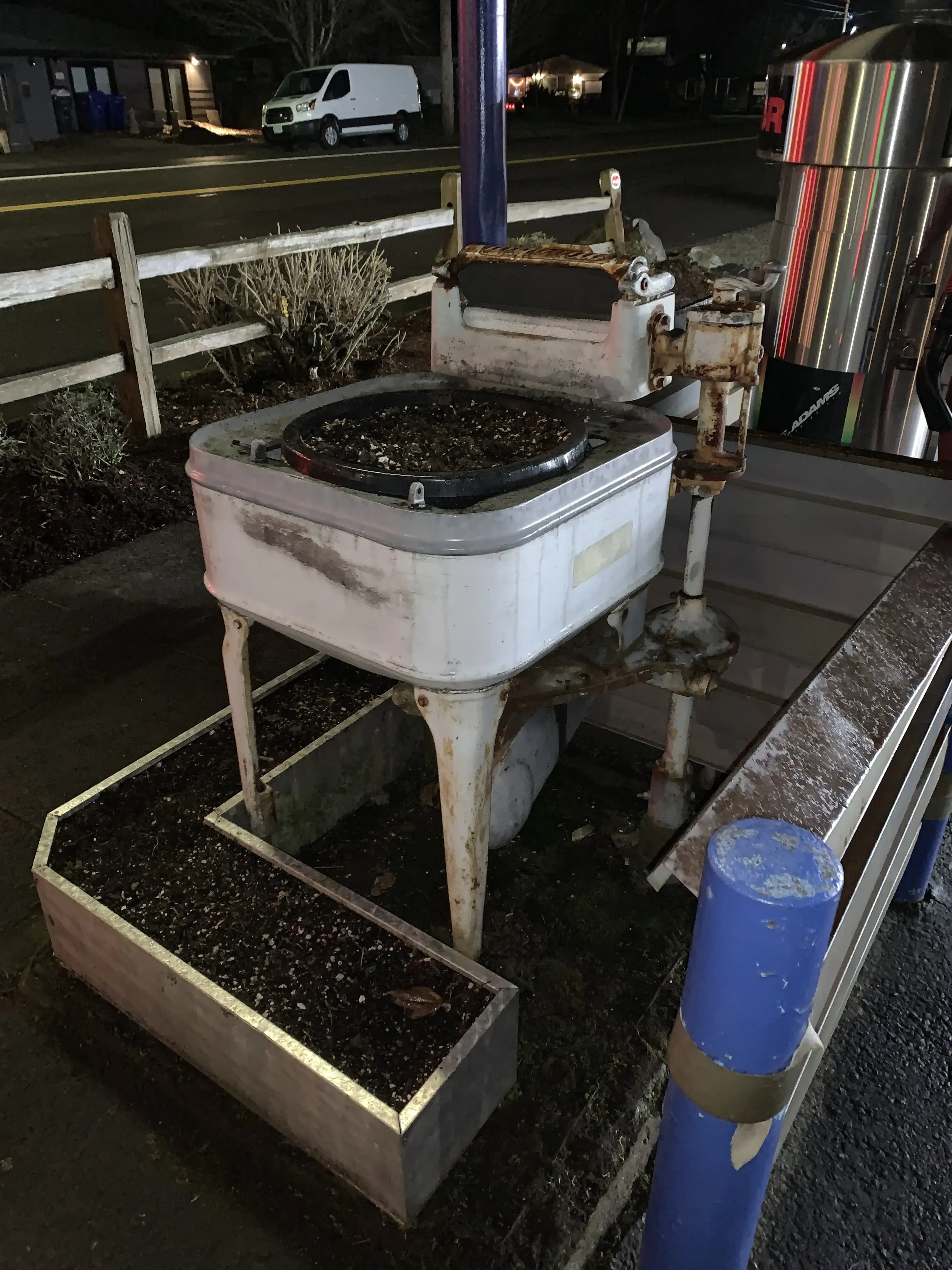 Top Notch 24 Hr Laundry - Image 12