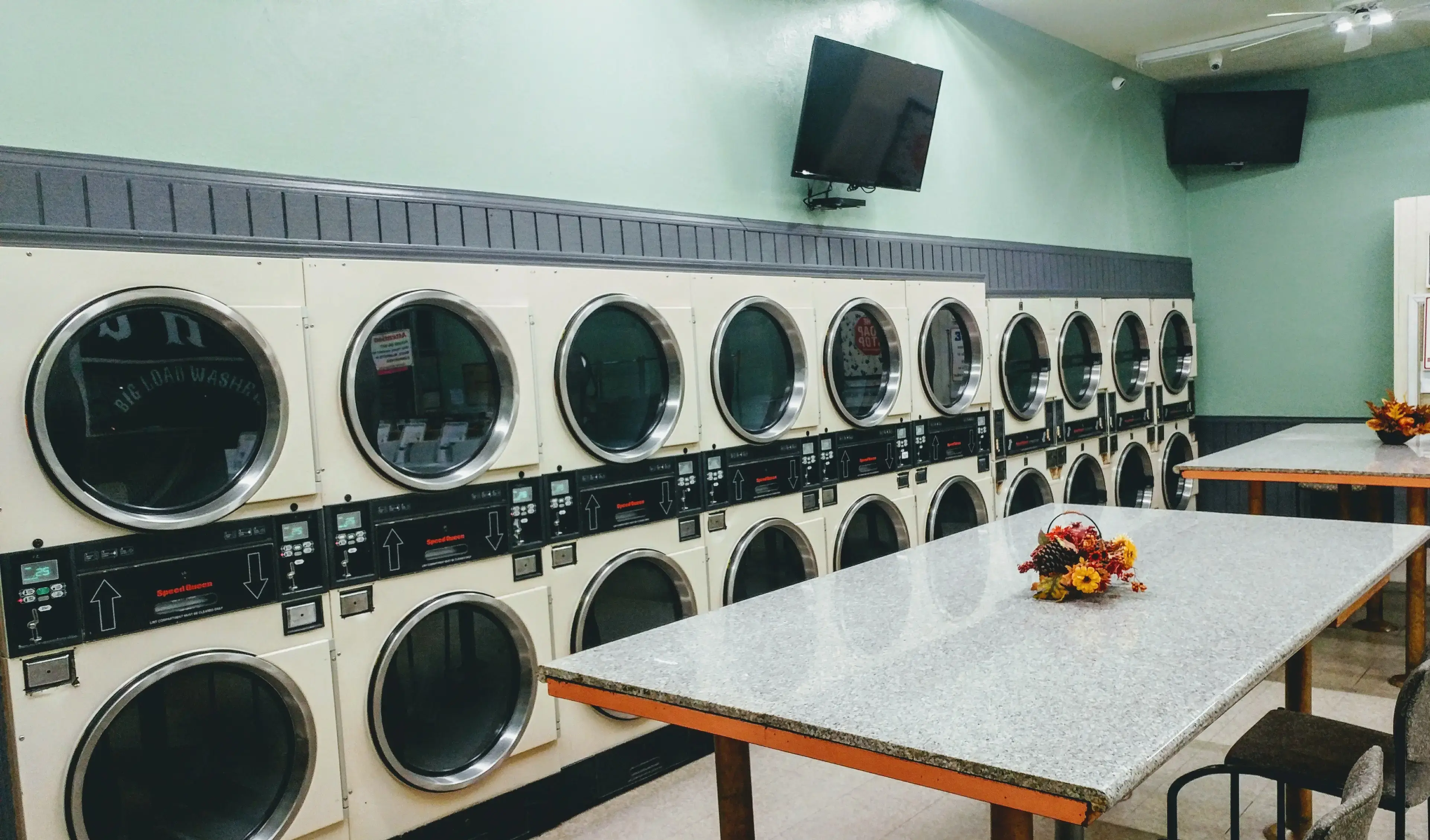 Top Notch Laundry - Image 2