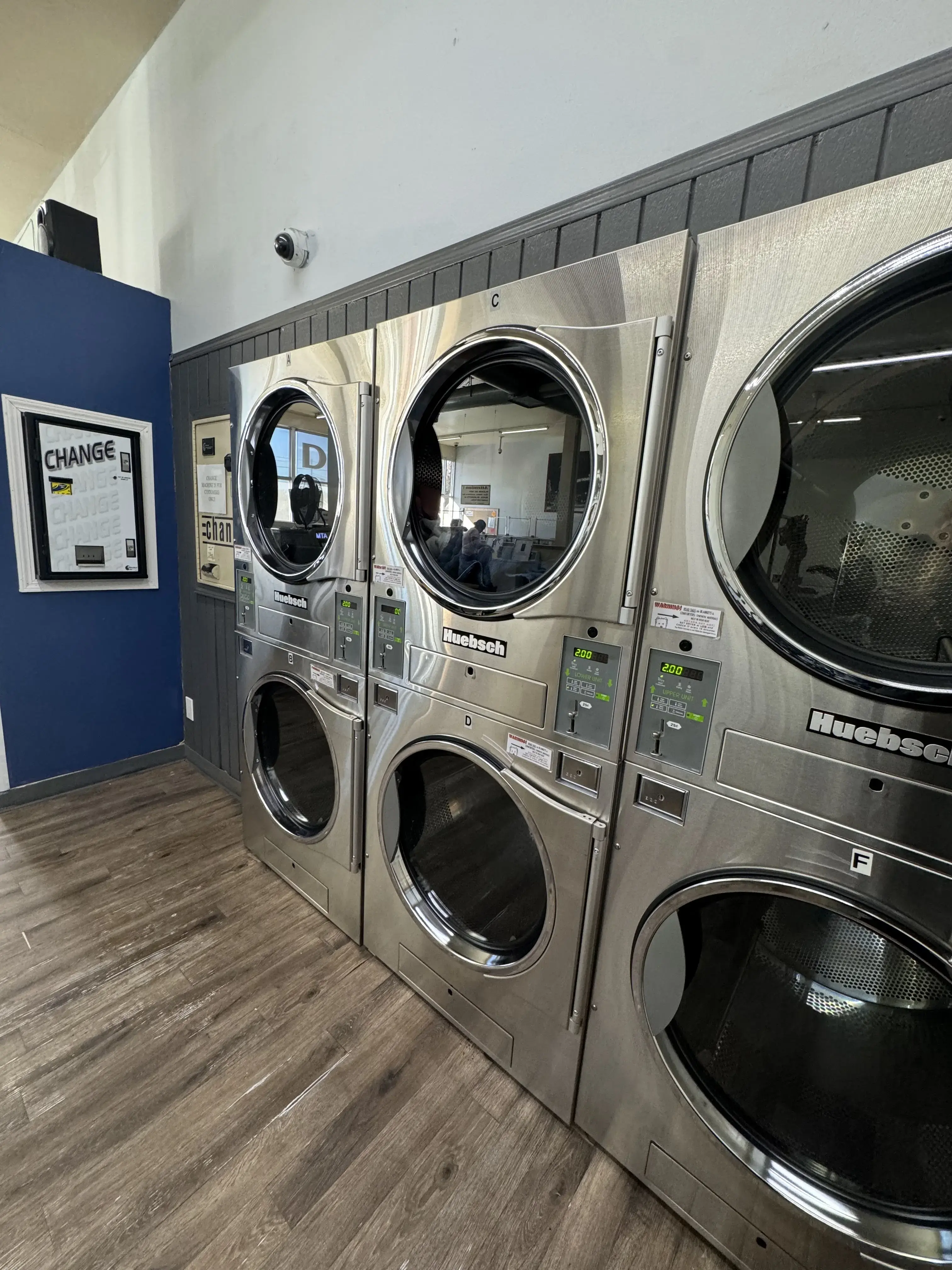 Top Notch Laundry - Image 3