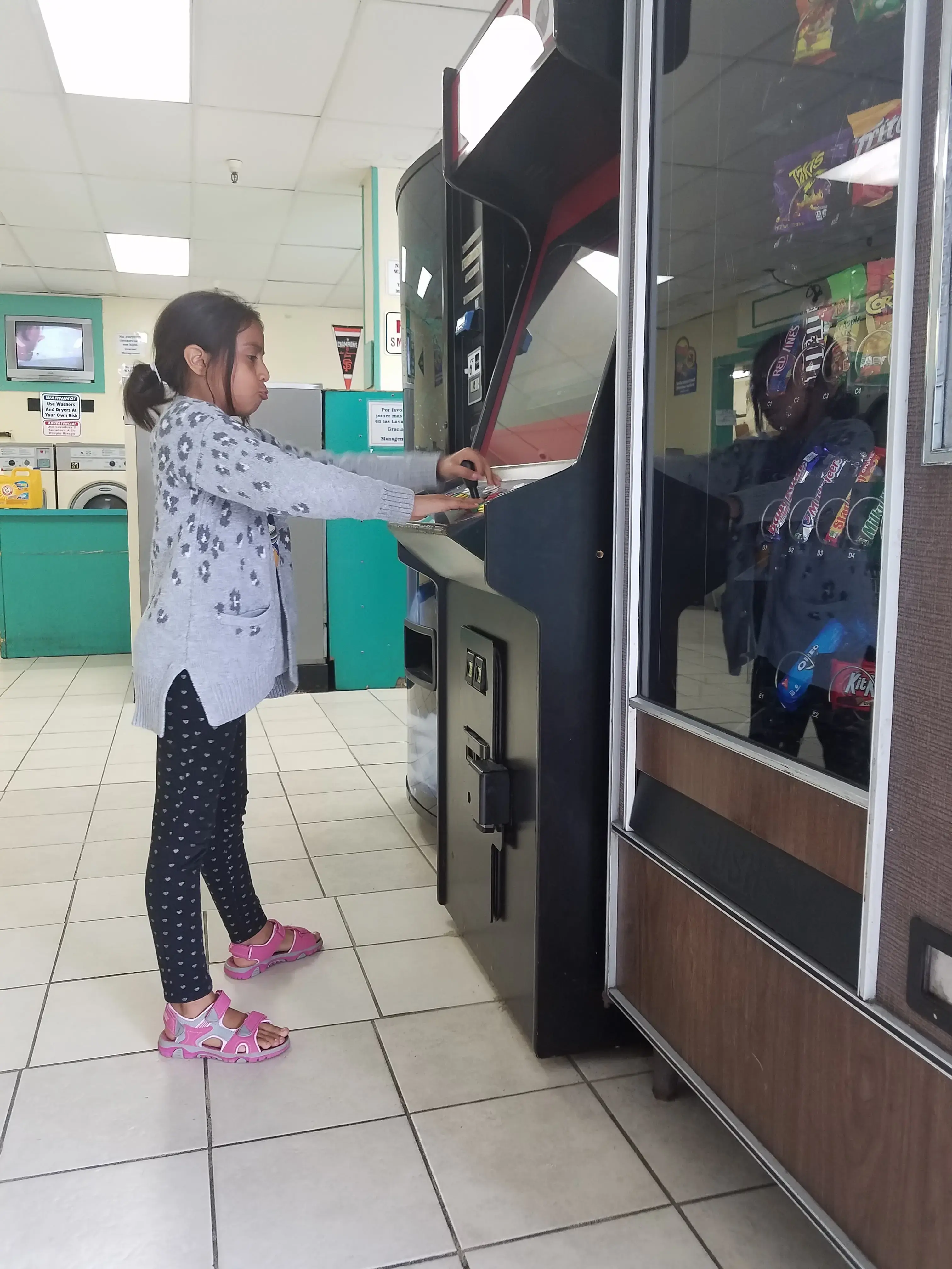 Top of the Hill Clean Laundromat thumbnail 12