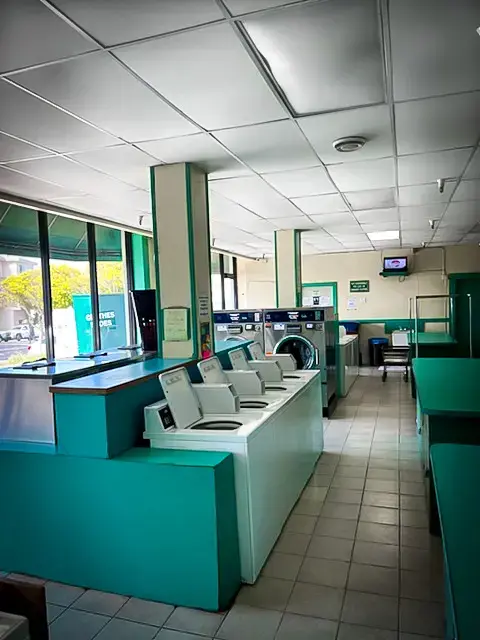 Top of the Hill Clean Laundromat - Image 3