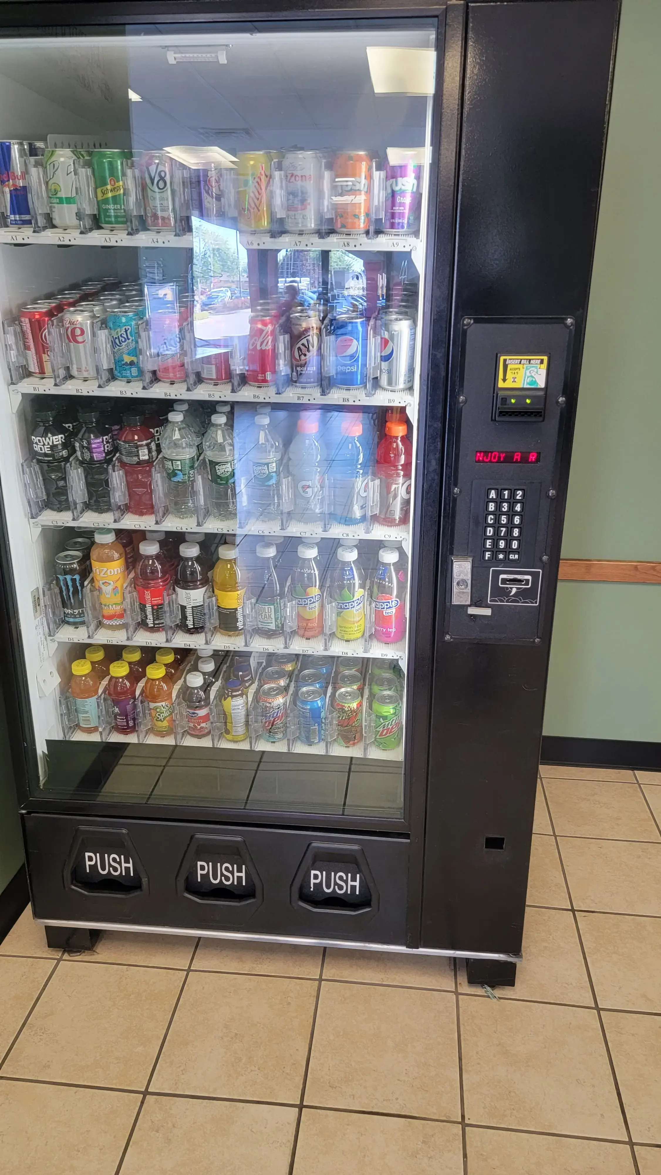 Top Shelf Laundromat and Wash-n-Fold thumbnail 19