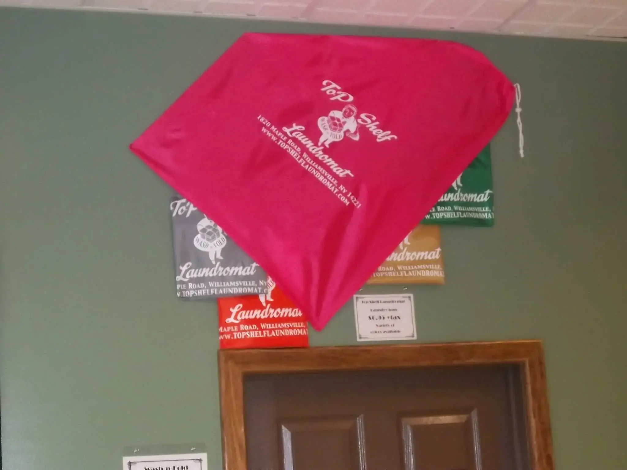 Top Shelf Laundromat and Wash-n-Fold - Image 7