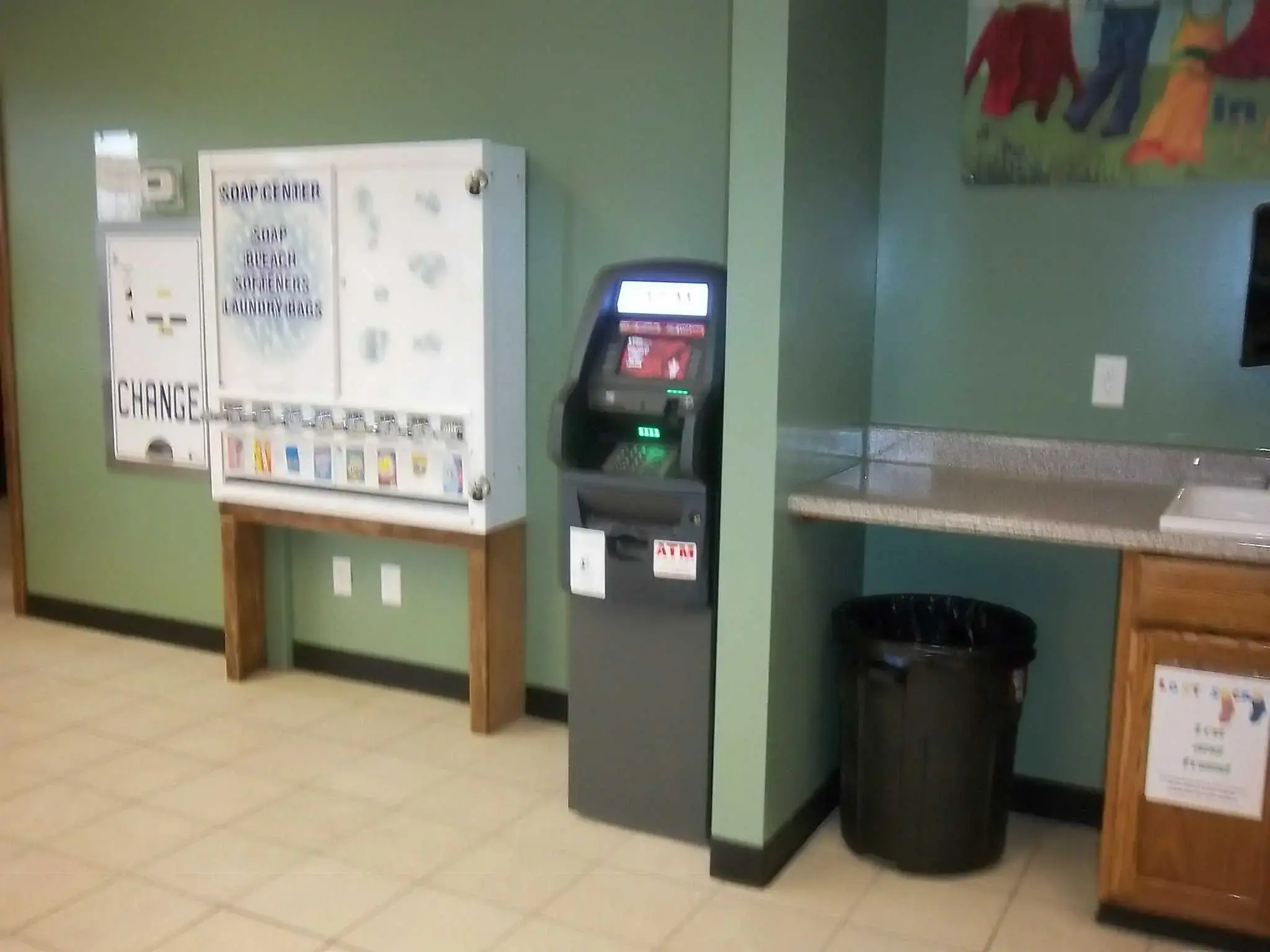 Top Shelf Laundromat and Wash-n-Fold - Image 9
