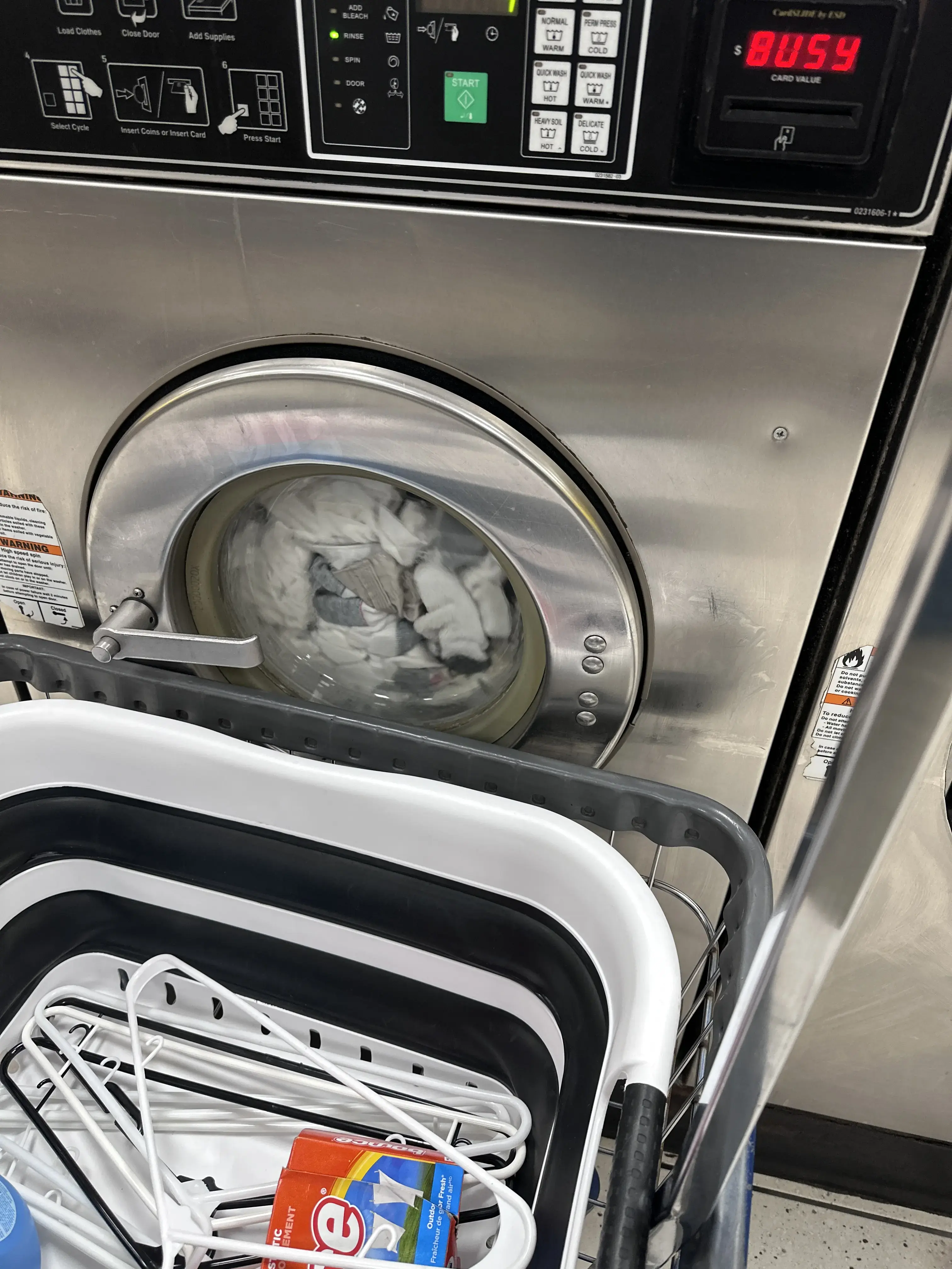 Top Spin Laundromat - Image 6