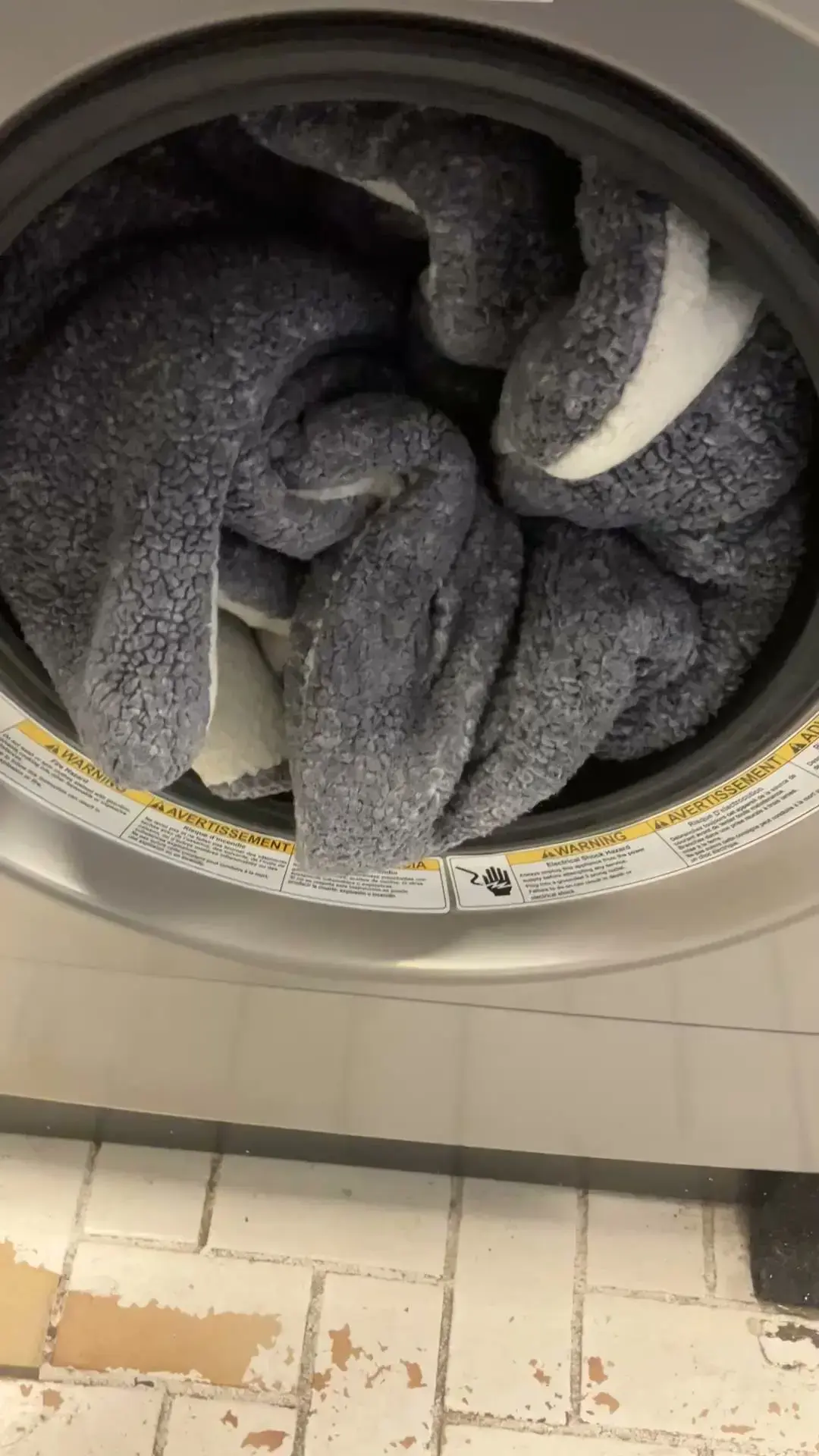 Top Wash Laundromats & Wash and fold thumbnail 10
